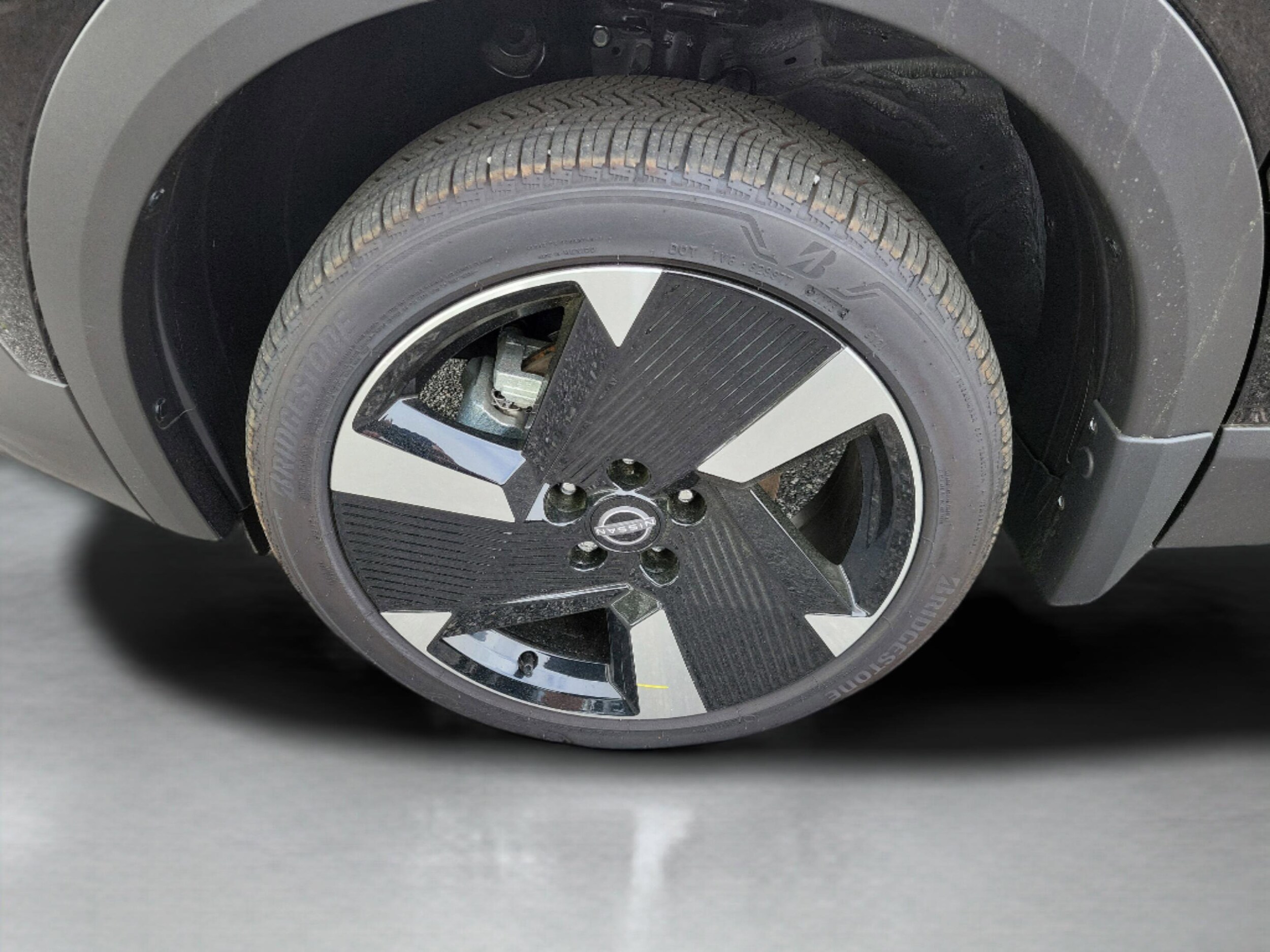 2026 Nissan KICKS SR - Photo 11