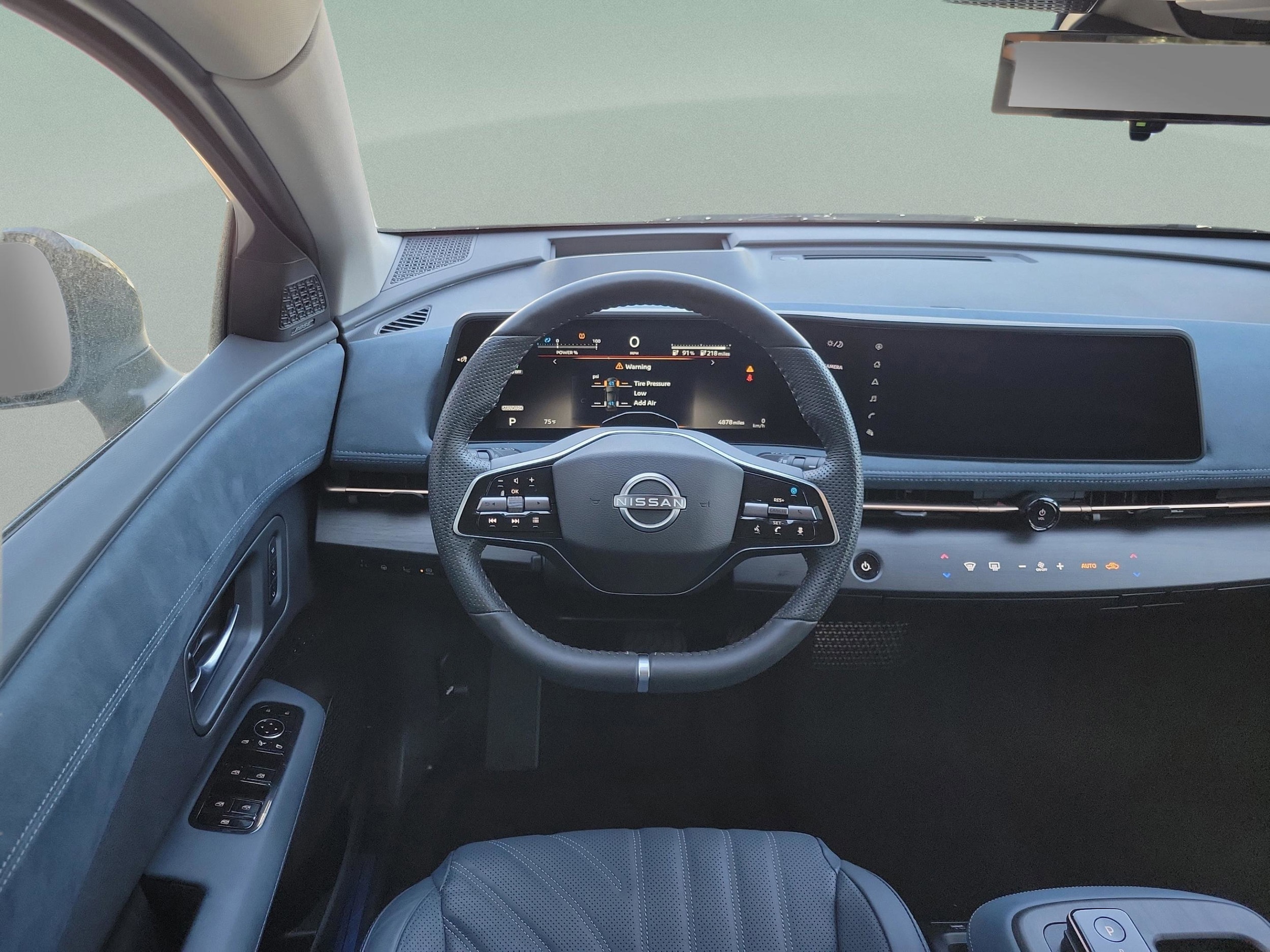 2025 Nissan ARIYA Platinum+ - Photo 30