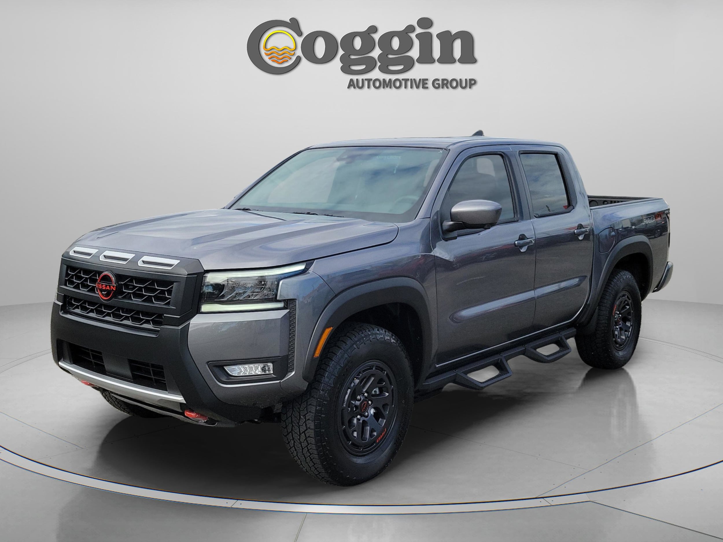 2026 Nissan Frontier PRO-4X's photo