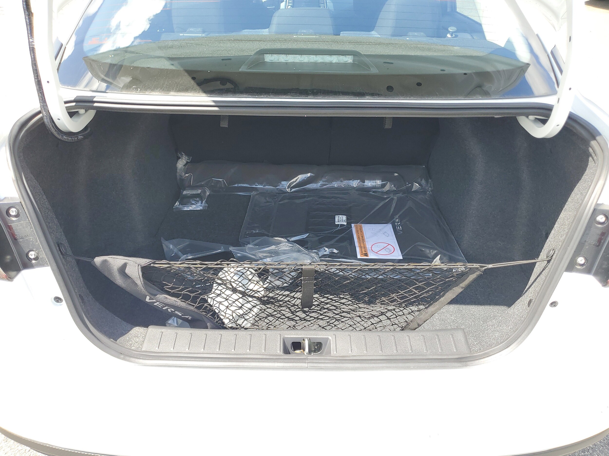 2025 Nissan Versa Sedan SV - Photo 26