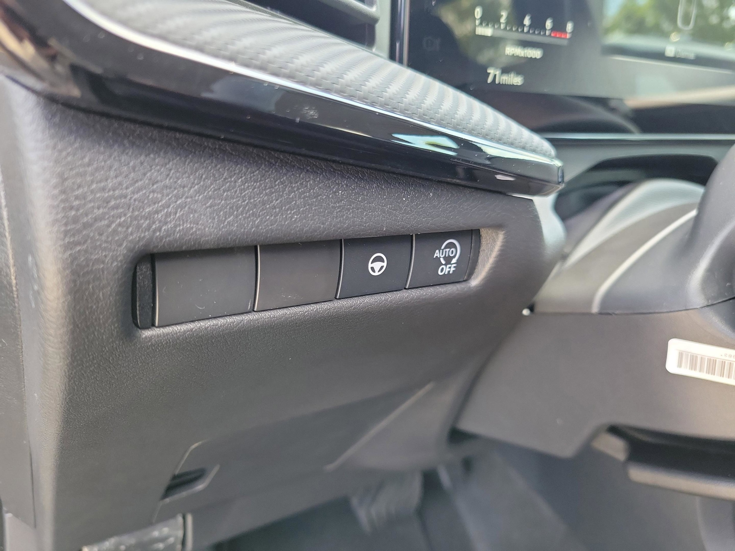 2026 Nissan KICKS SR - Photo 12