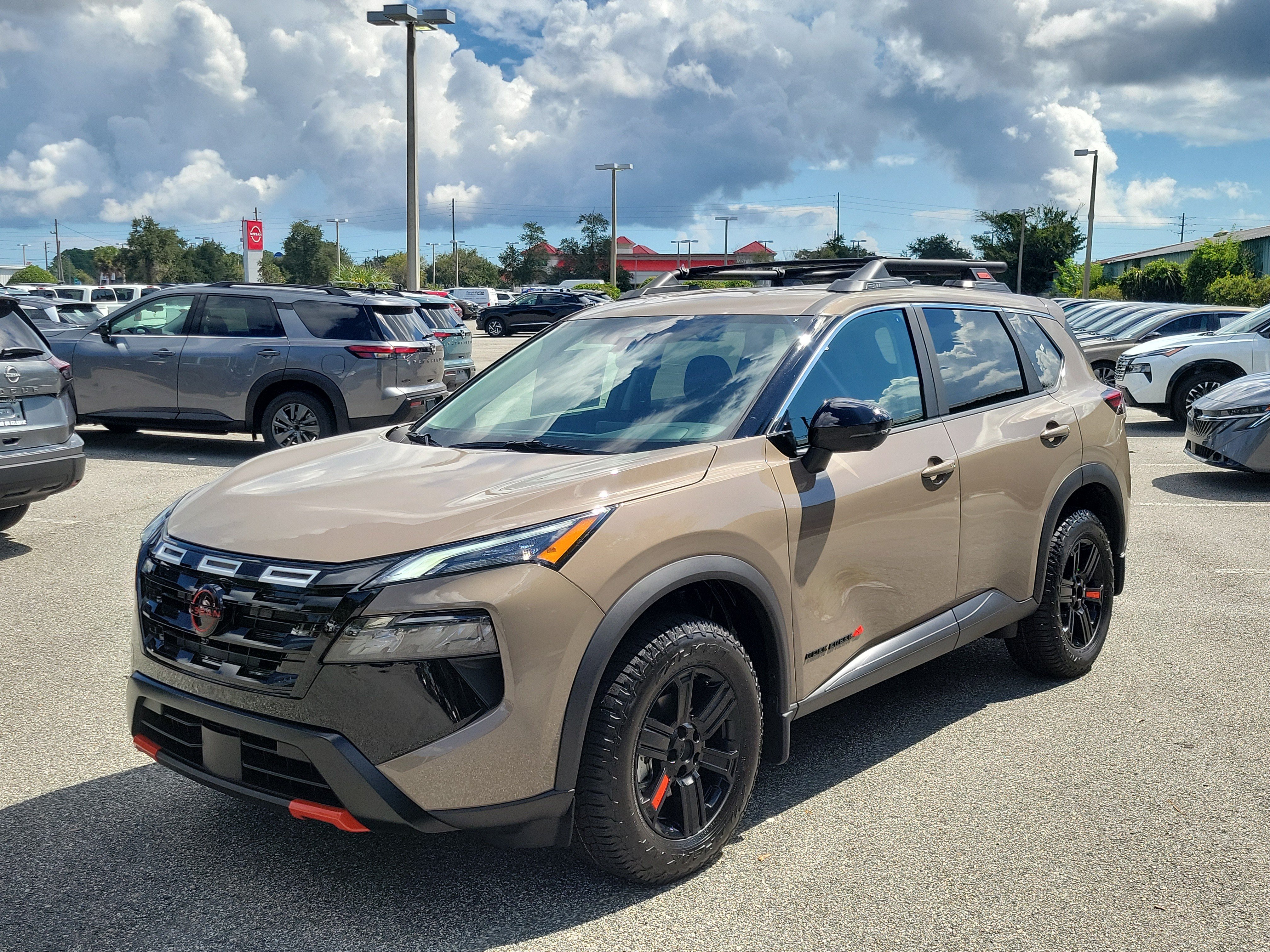  Nissan Rogue