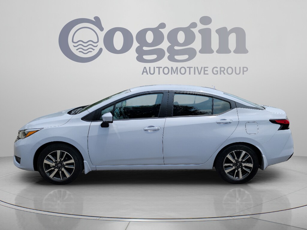 Certified 2025 Nissan Versa 1.6 SV Sedan