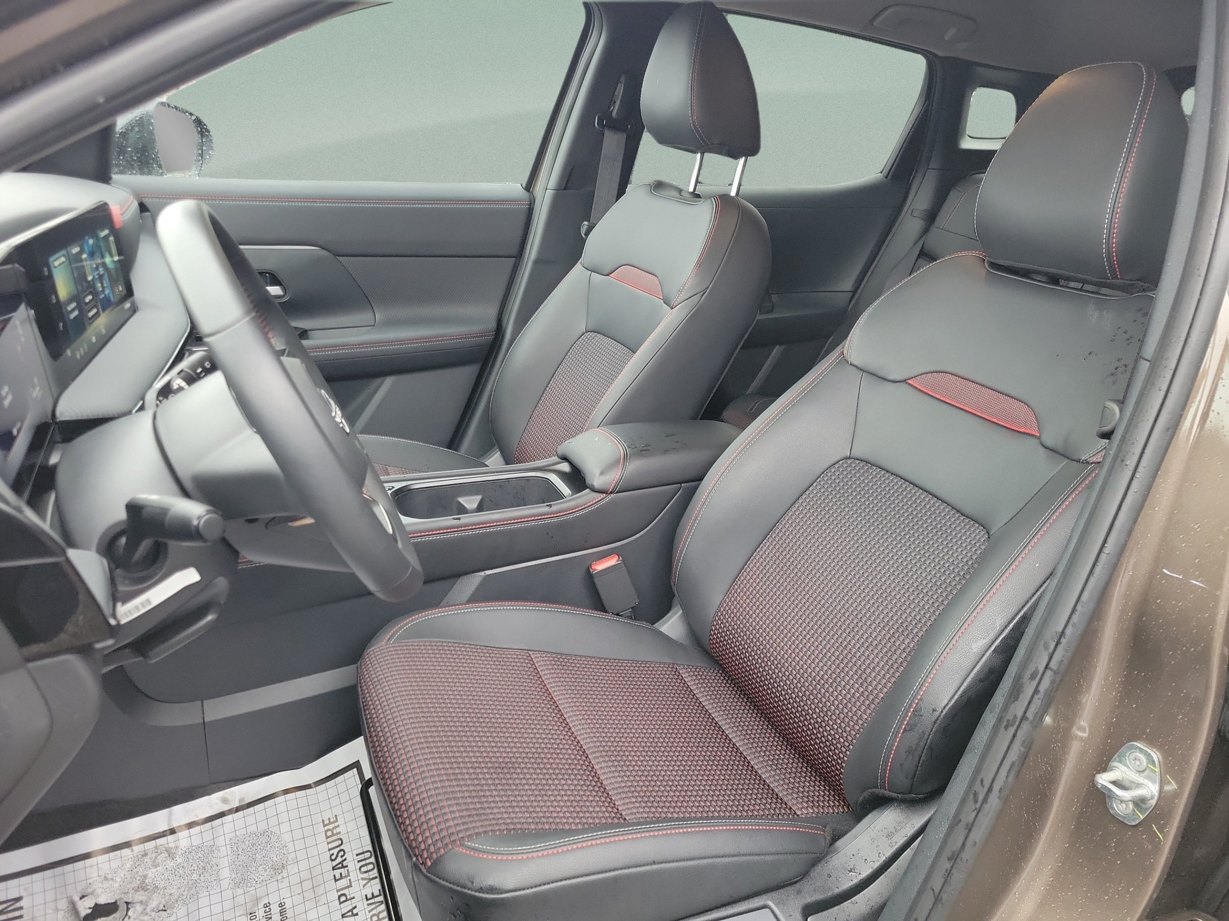 2026 Nissan KICKS SR - Photo 30