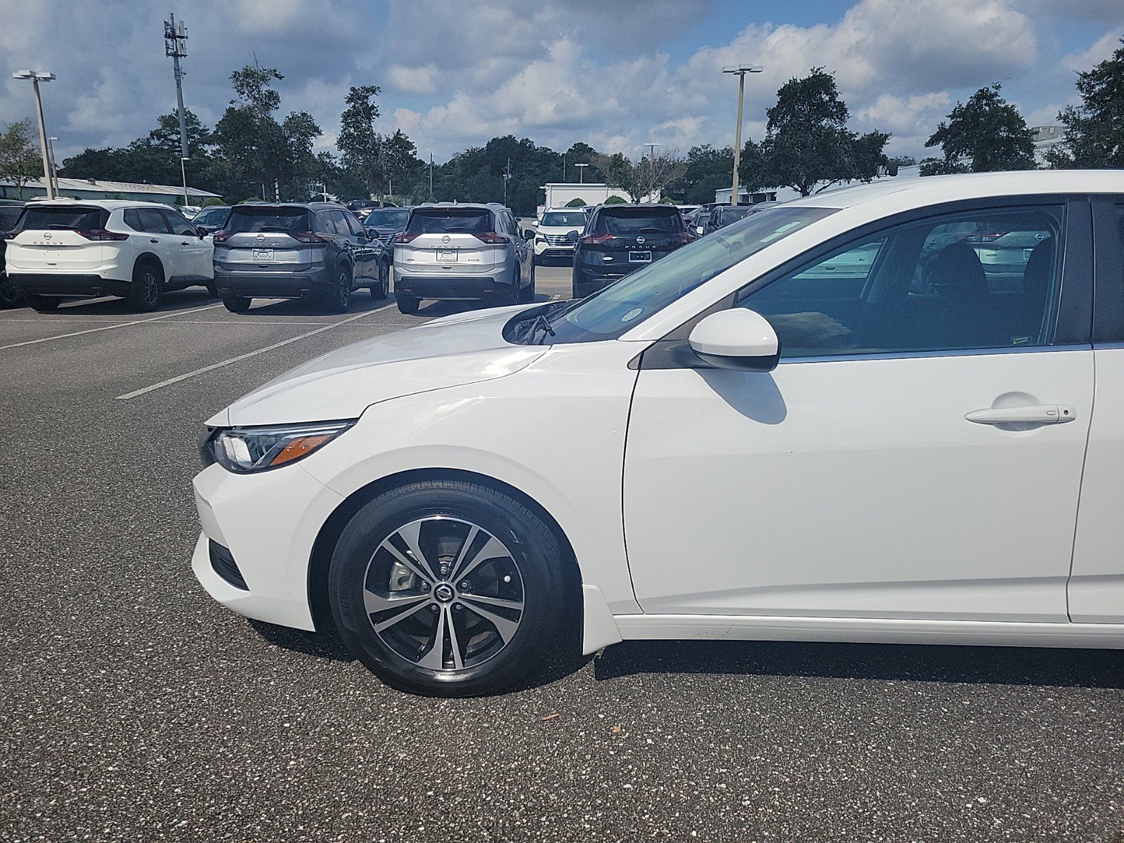 Used 2022 Nissan Sentra SV with VIN 3N1AB8CV9NY233394 for sale in Jacksonville, FL