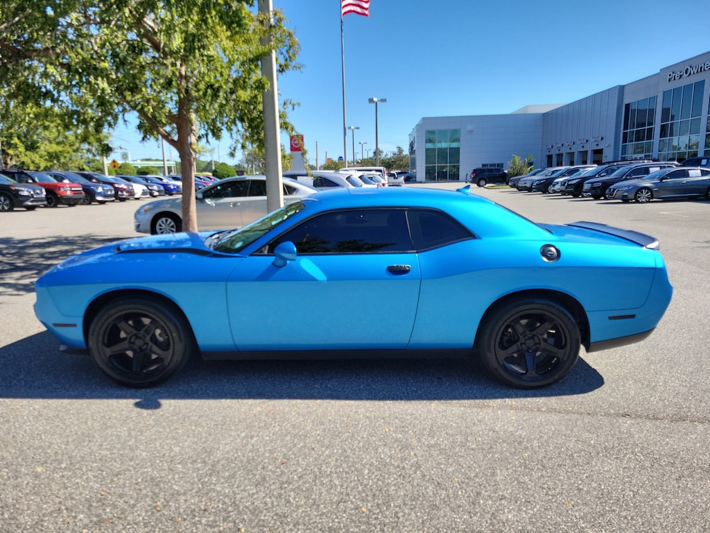 Used 2019 Dodge Challenger SXT Coupe