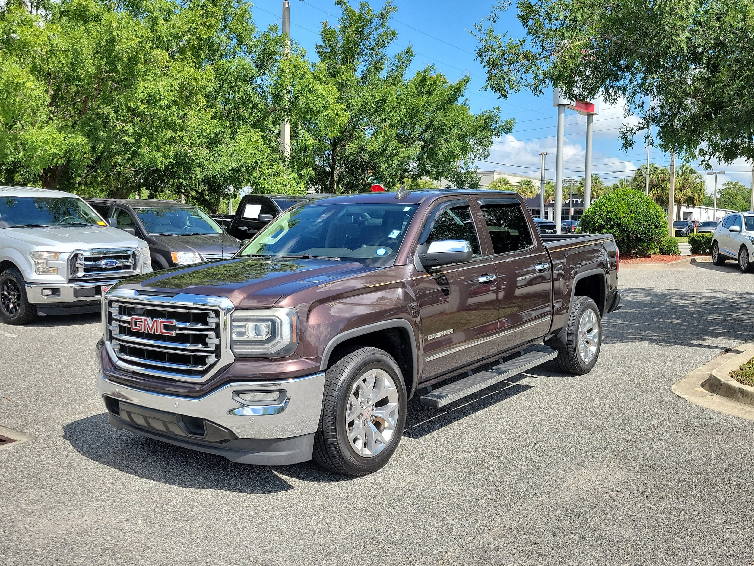 2016 GMC Sierra 2WD Crew Cab Short Box SLT's photo