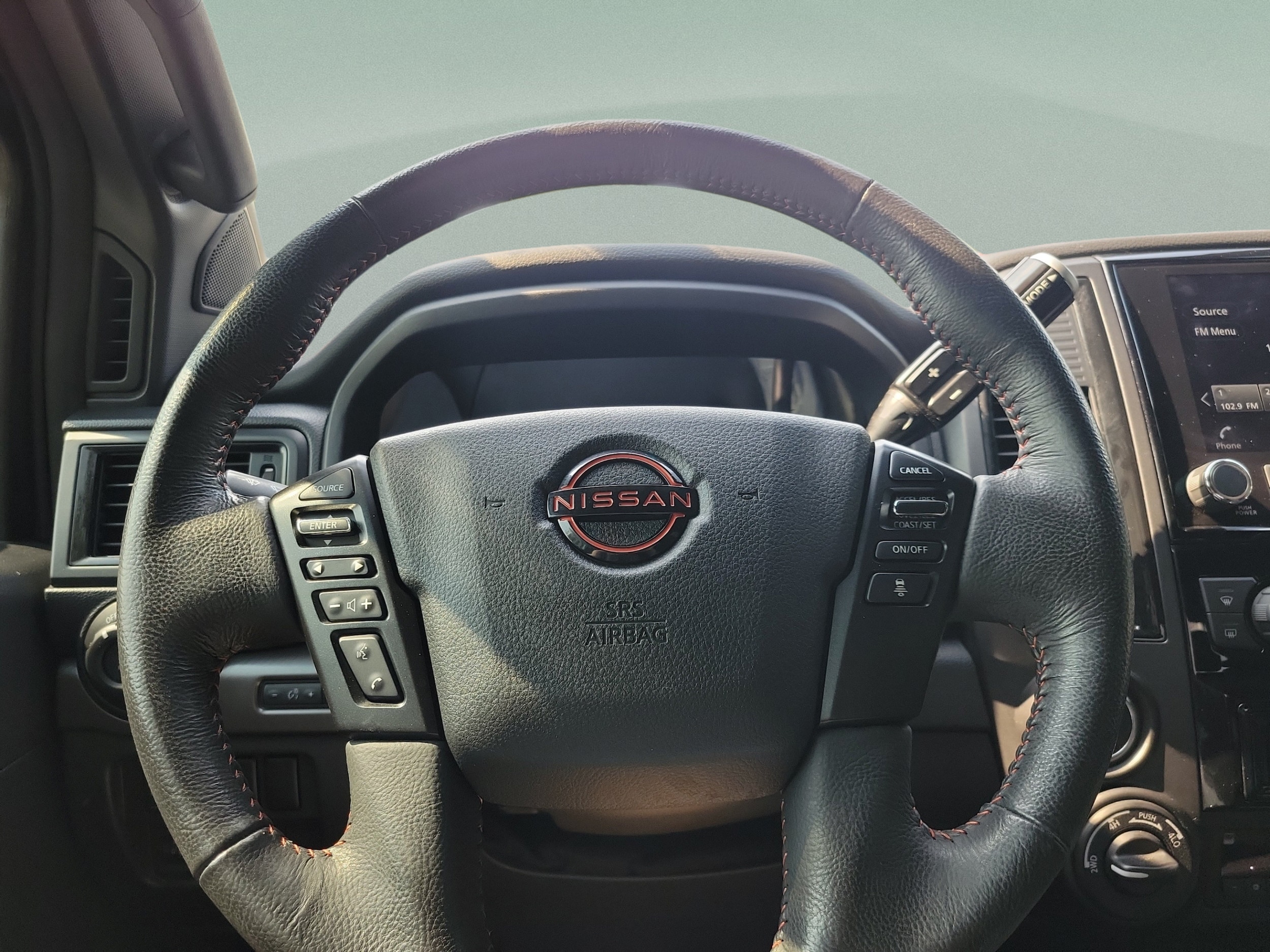 2024 Nissan Titan XD 17