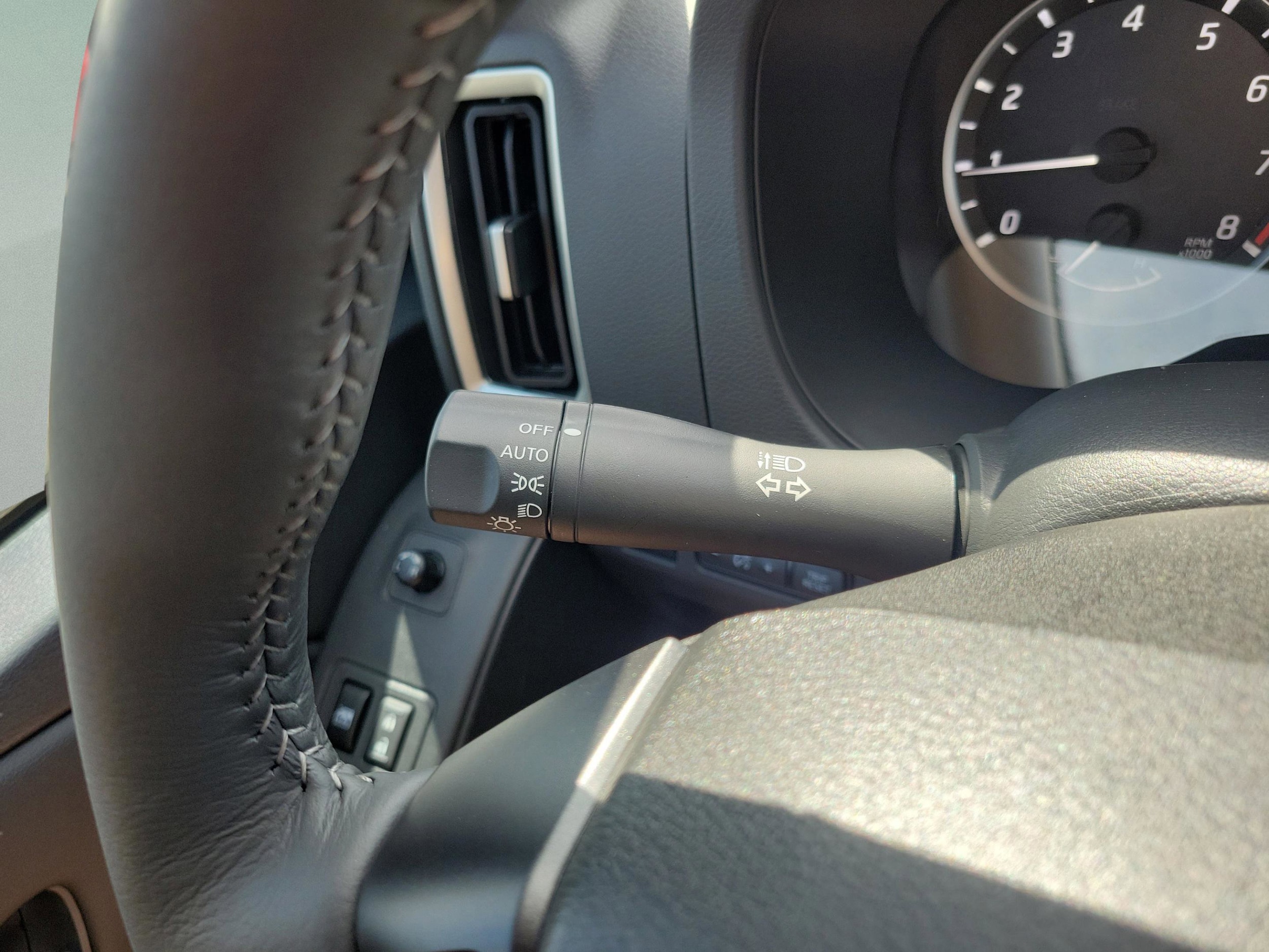 2026 Nissan Frontier SV - Photo 18