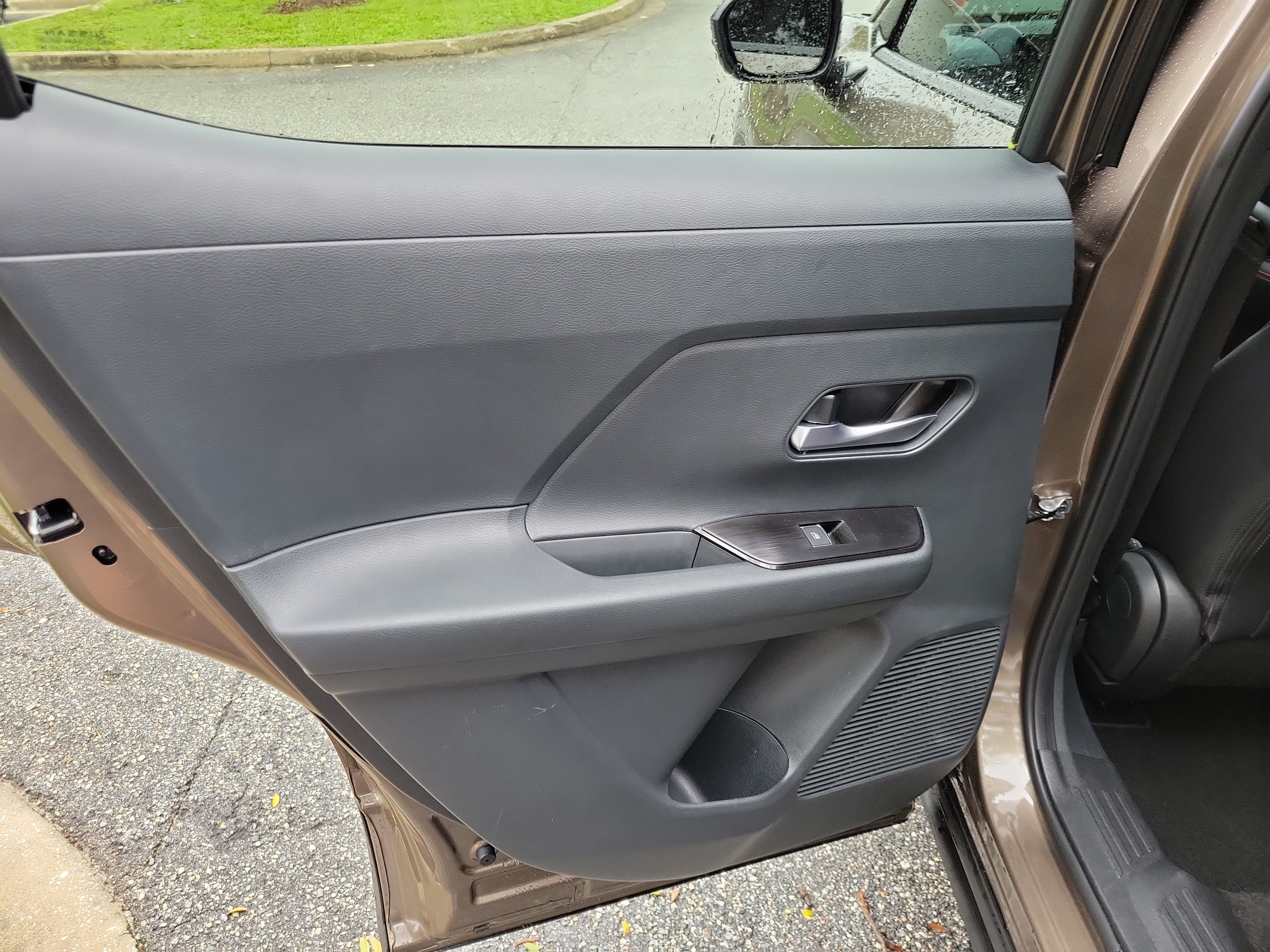 2026 Nissan KICKS SR - Photo 11