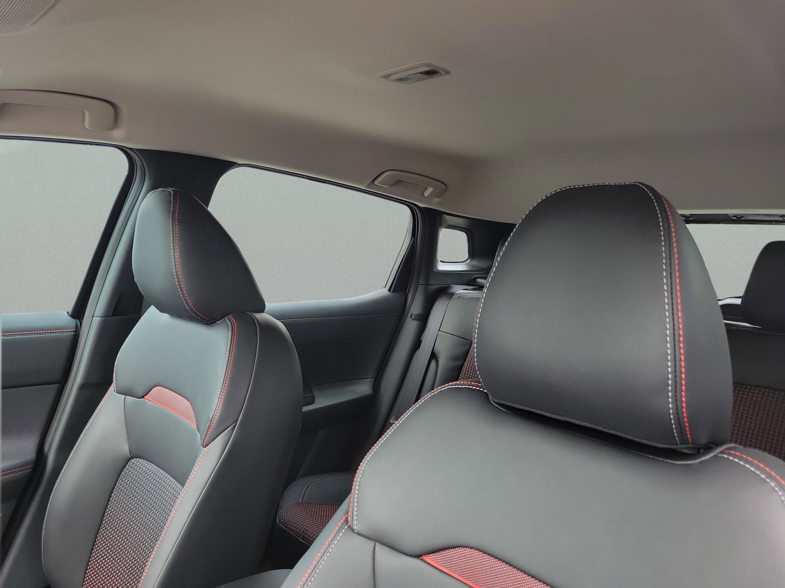 2026 Nissan KICKS SR - Photo 23