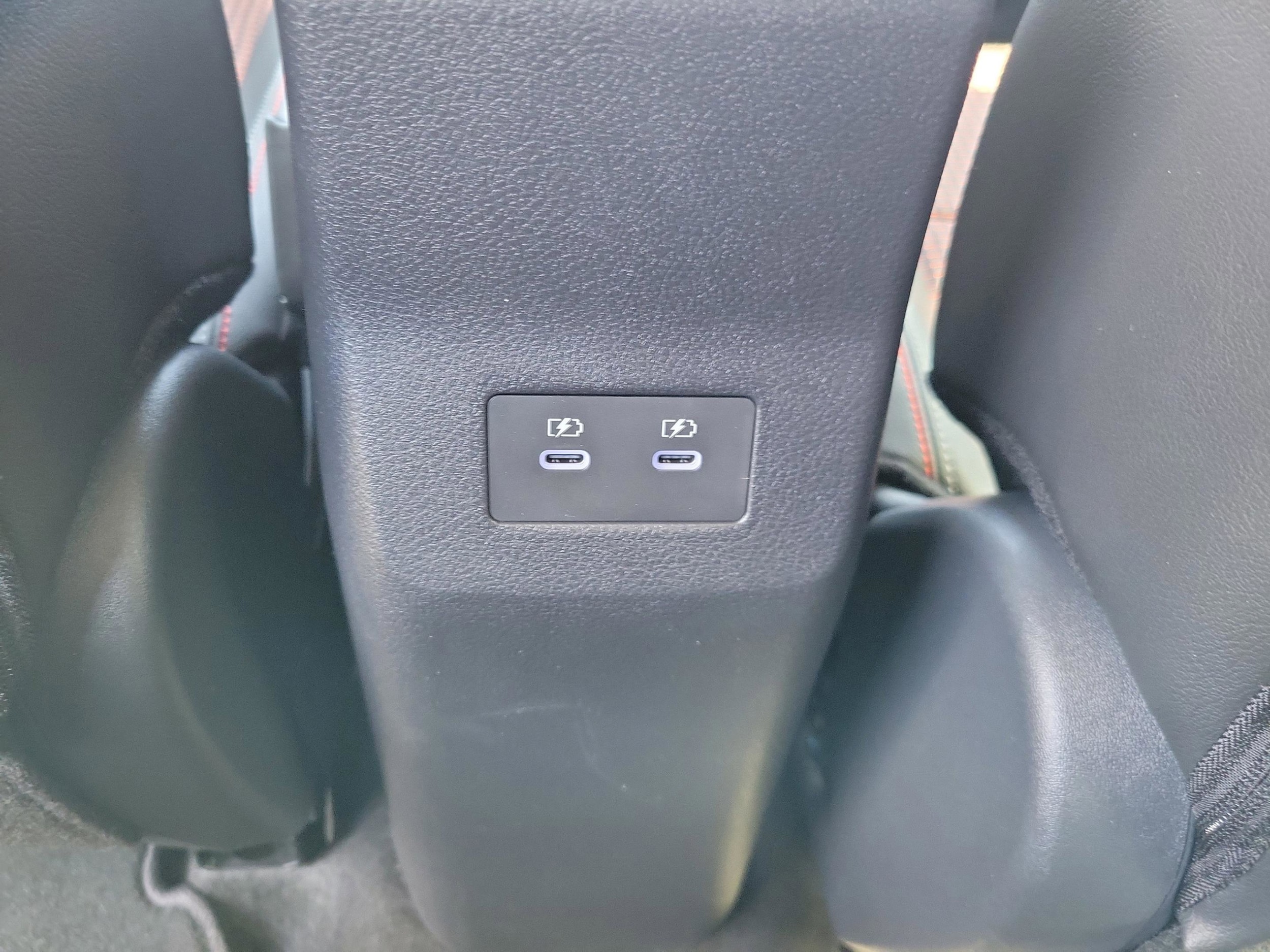 2026 Nissan KICKS SR - Photo 22