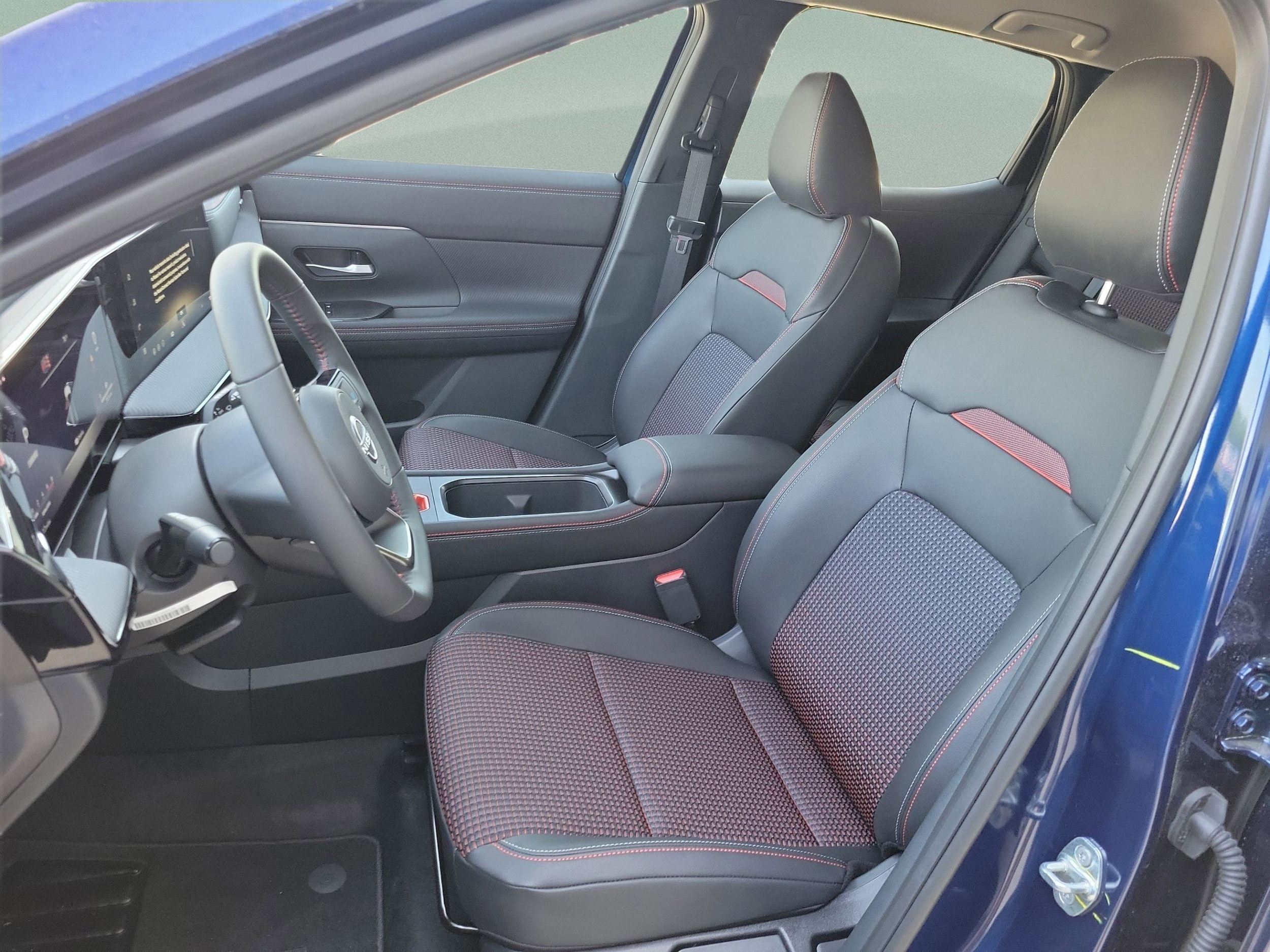 2026 Nissan KICKS SR - Photo 26