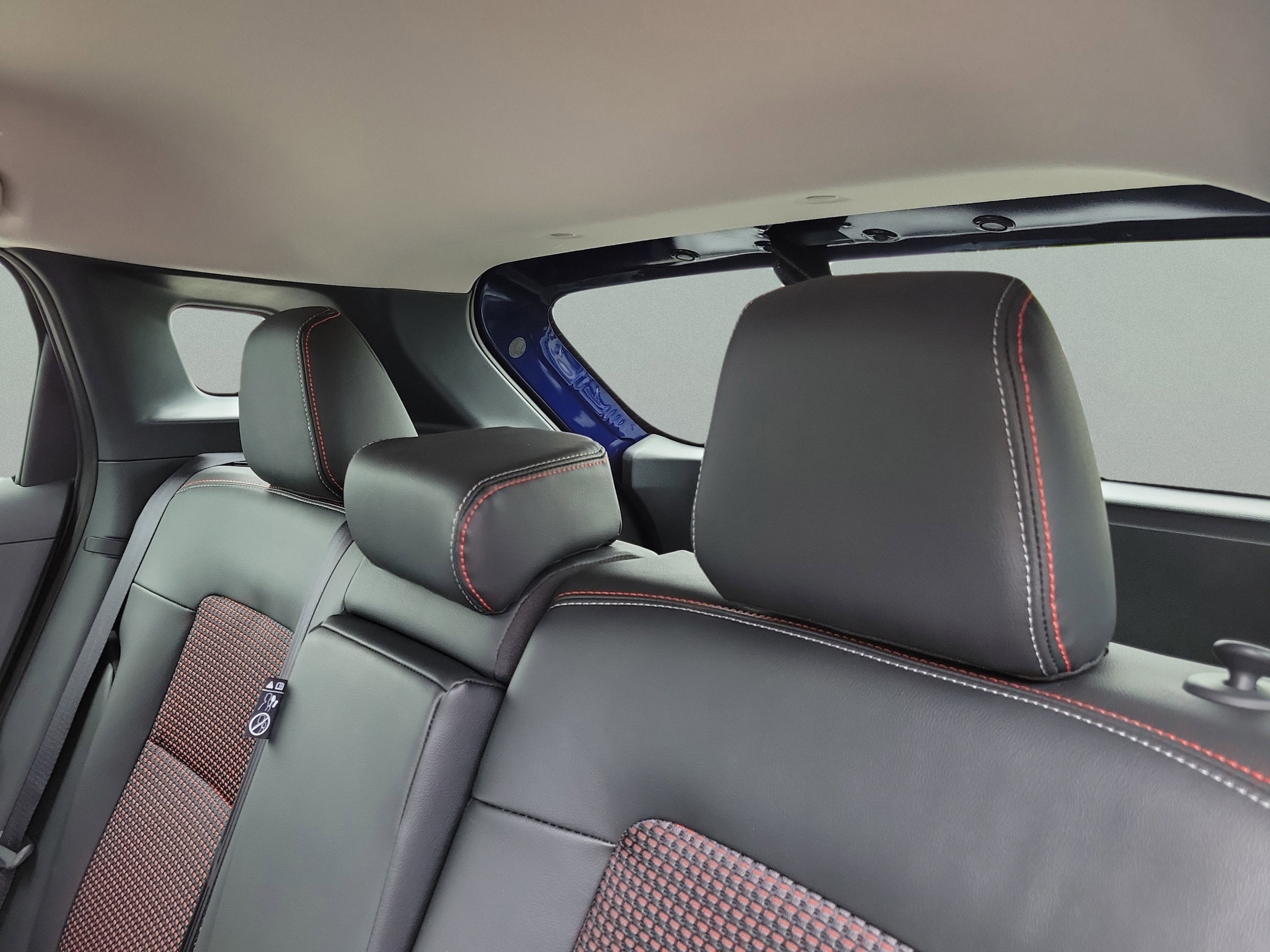 2026 Nissan KICKS SR - Photo 30