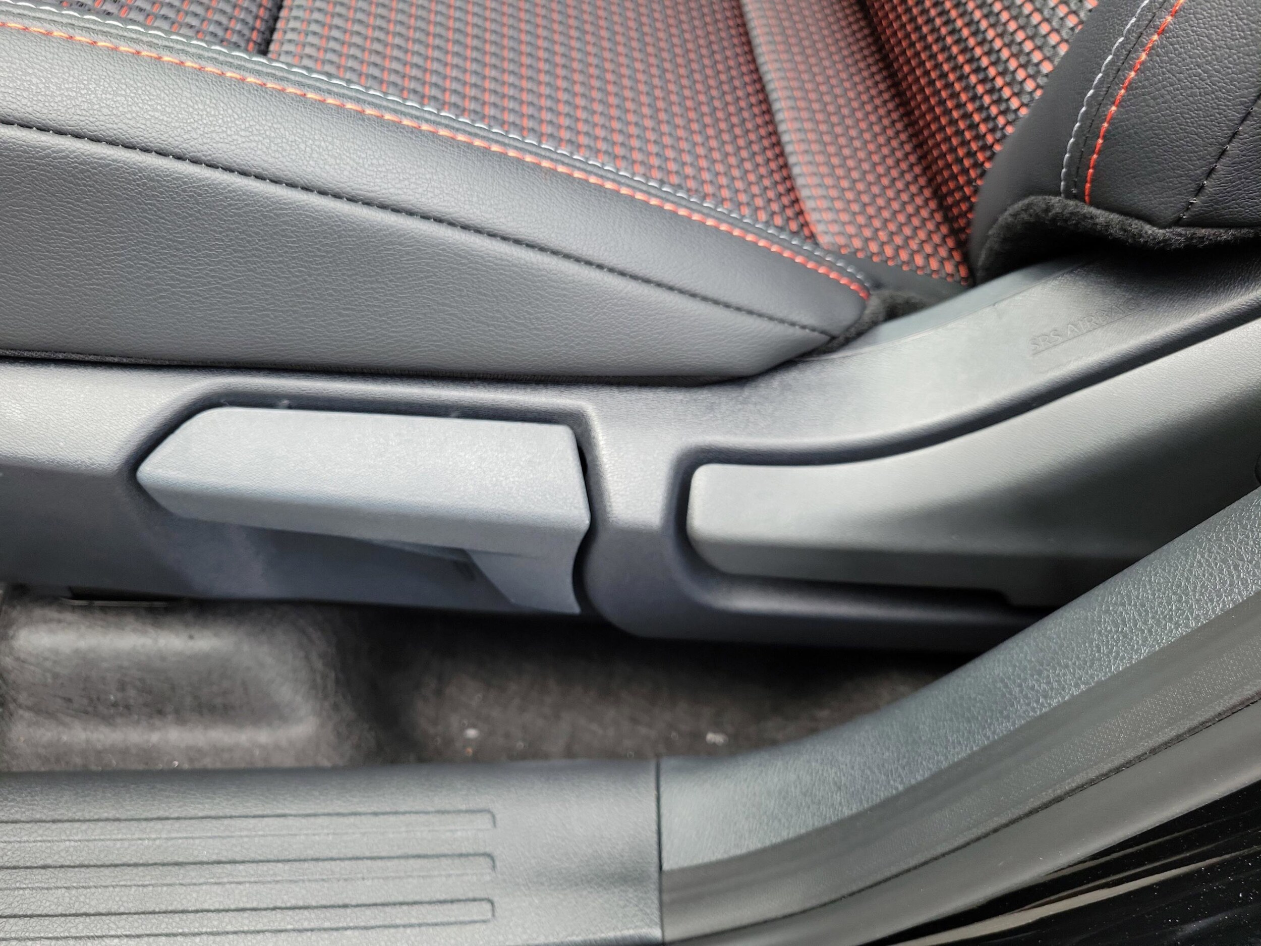 2026 Nissan KICKS SR - Photo 22