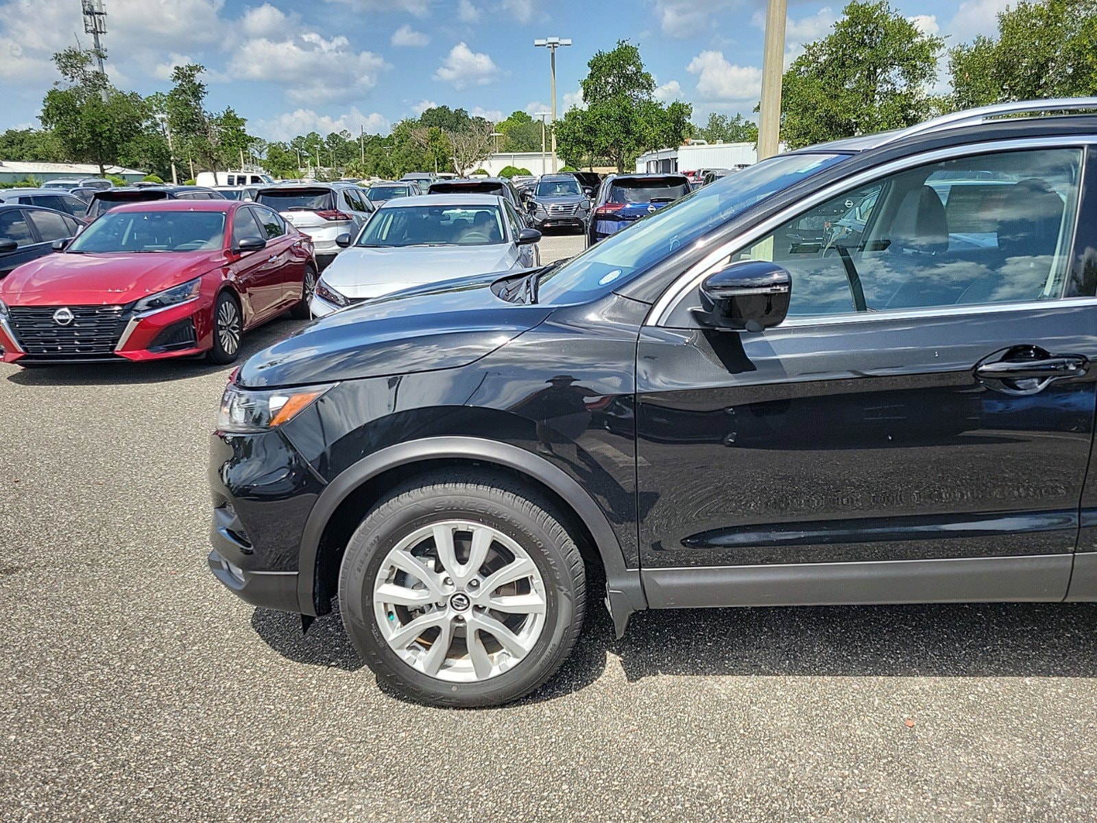 Certified 2022 Nissan Rogue Sport SV with VIN JN1BJ1BW5NW490939 for sale in Jacksonville, FL