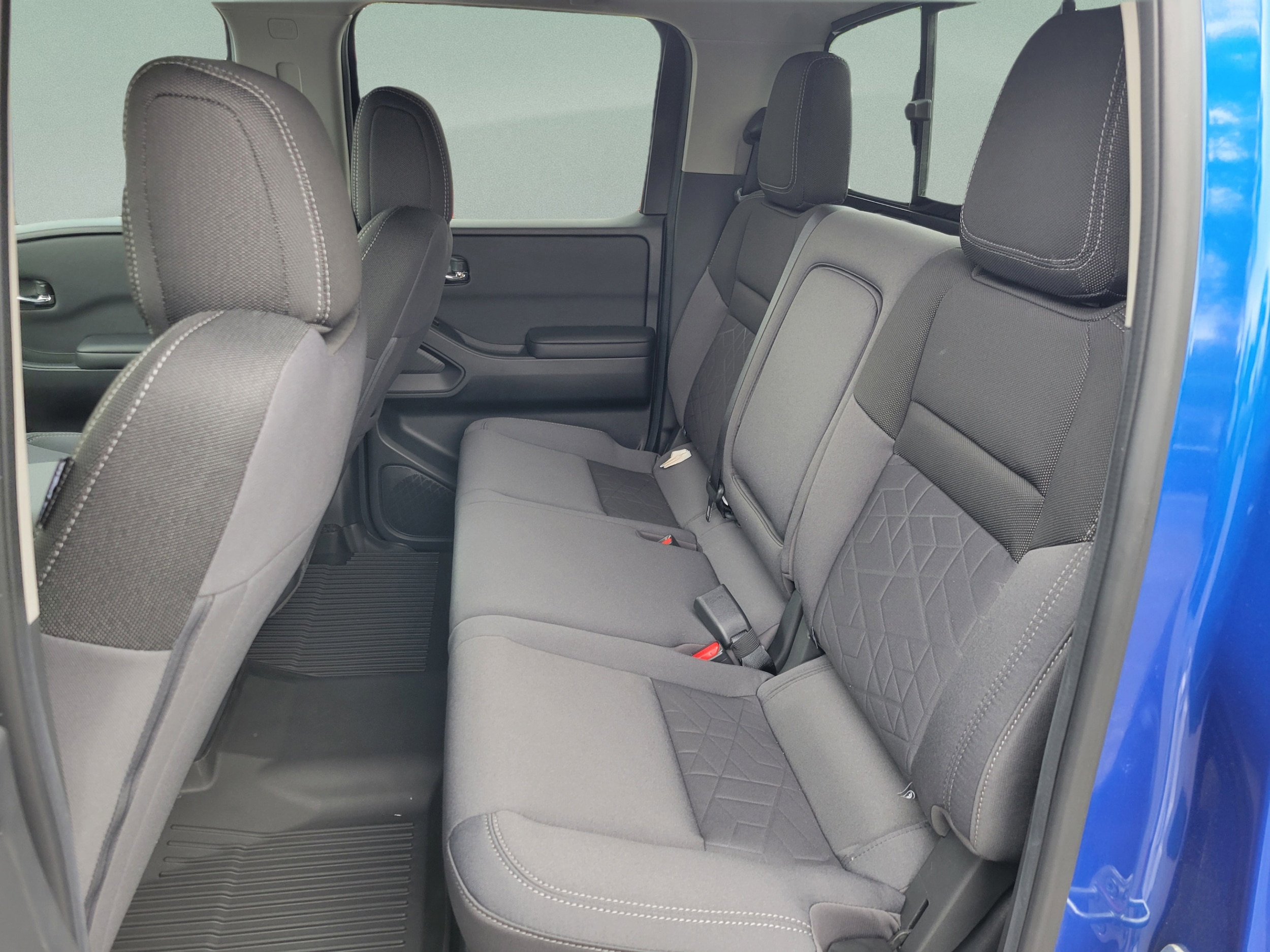 2026 Nissan Frontier SV - Photo 31