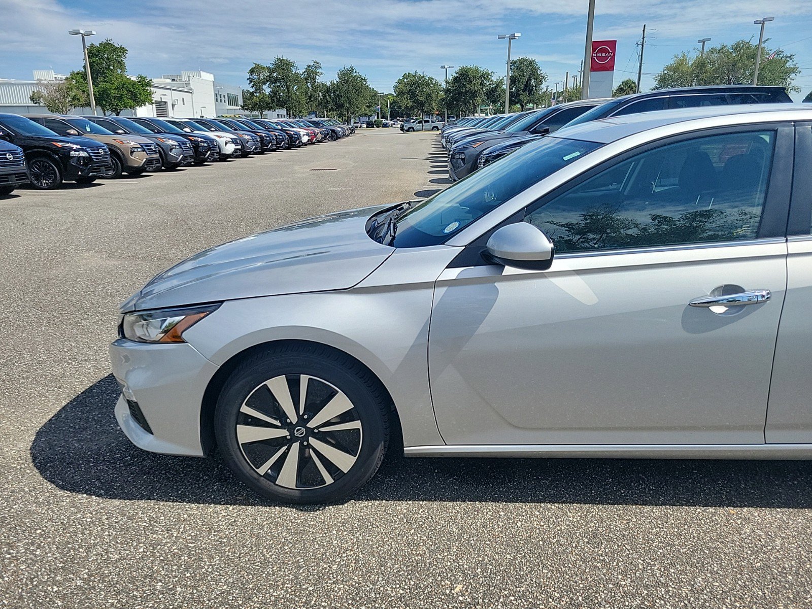 Certified 2022 Nissan Altima SV with VIN 1N4BL4DV1NN308520 for sale in Jacksonville, FL