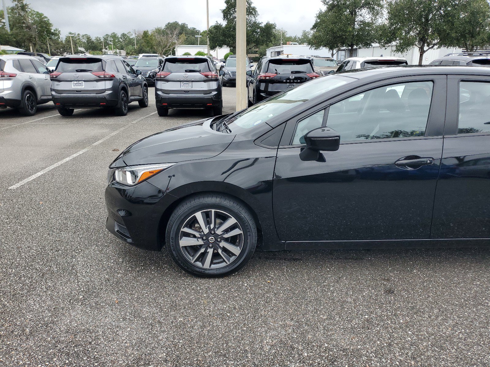 Certified 2021 Nissan Versa Sedan SV with VIN 3N1CN8EV7ML912282 for sale in Jacksonville, FL