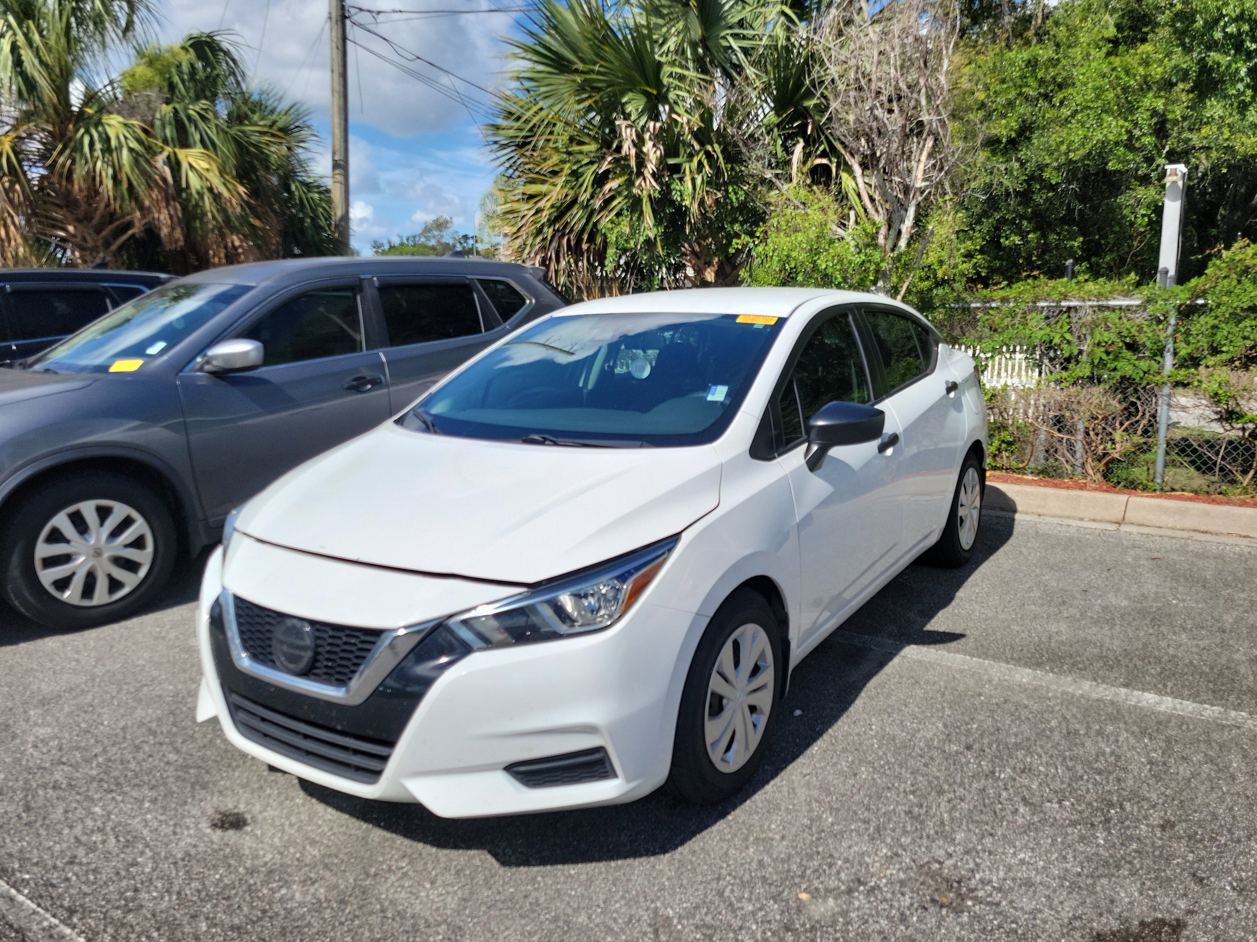 2020 Nissan Versa 1.6 S CVT's photo