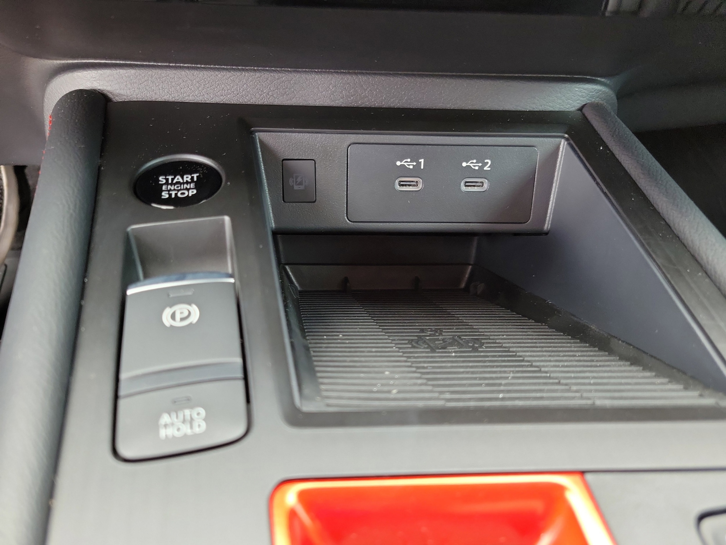 2026 Nissan KICKS SR - Photo 15