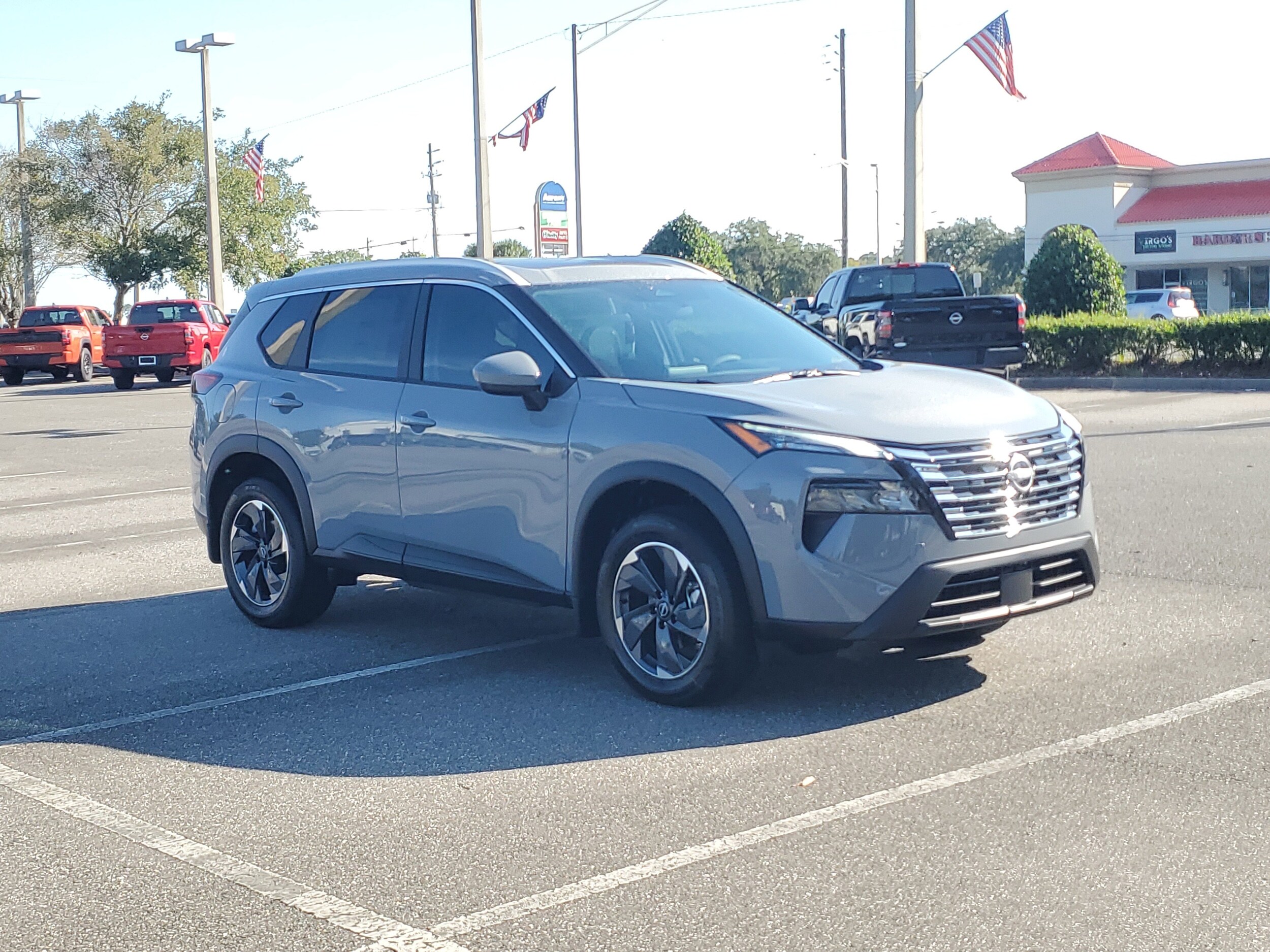 2026 Nissan Rogue SV photo 2