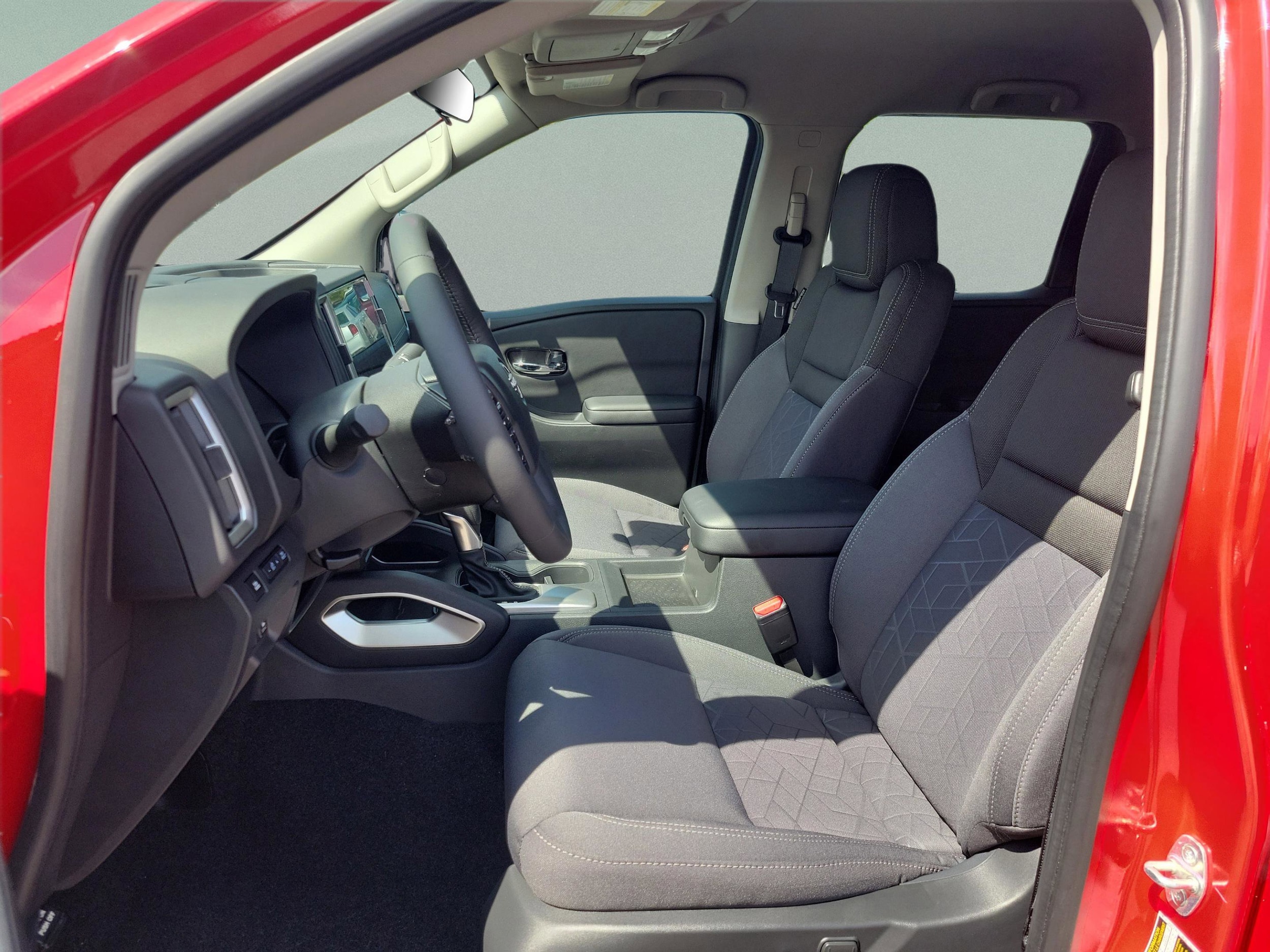 2026 Nissan Frontier SV - Photo 24