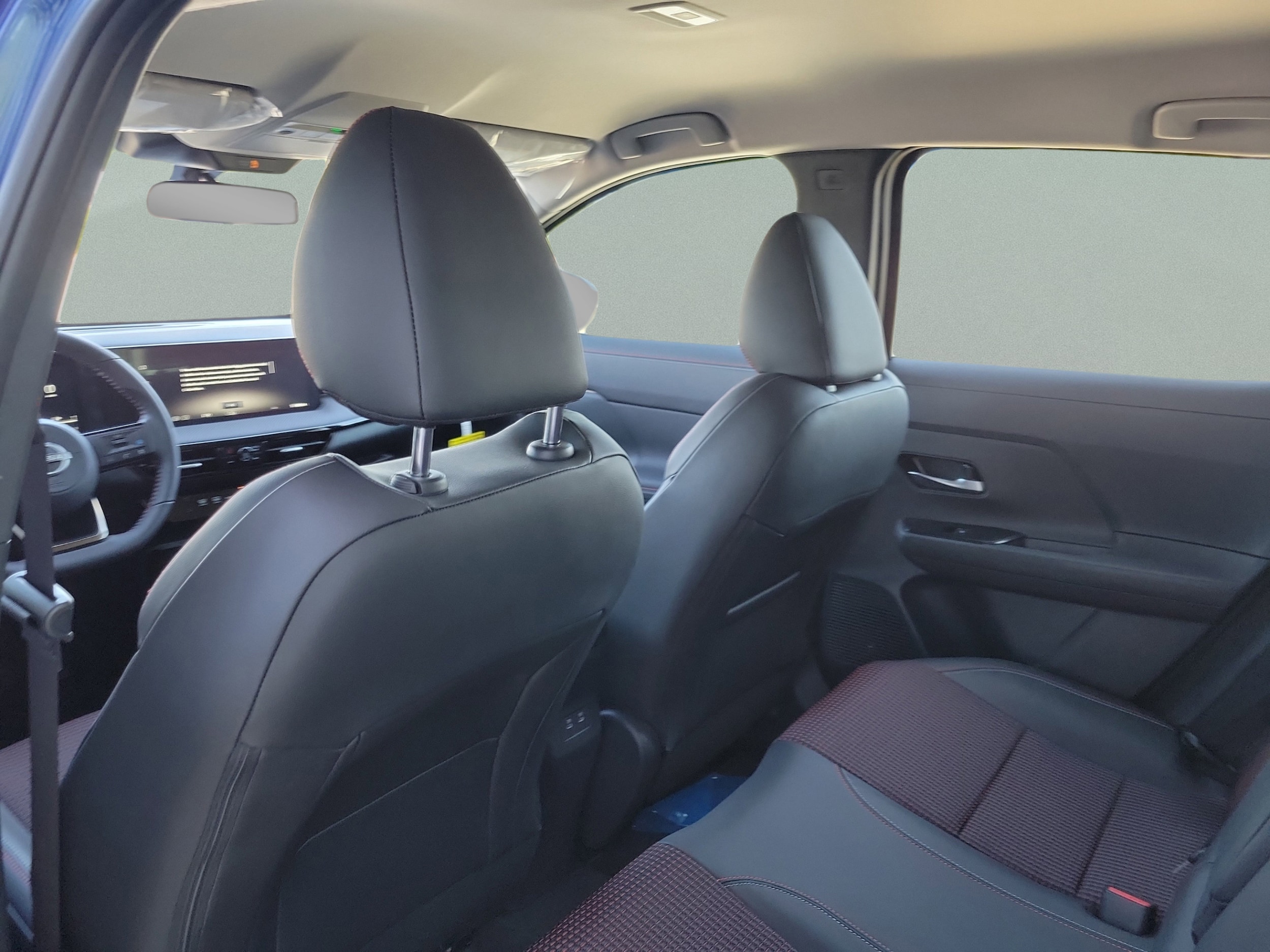 2026 Nissan KICKS SR - Photo 13