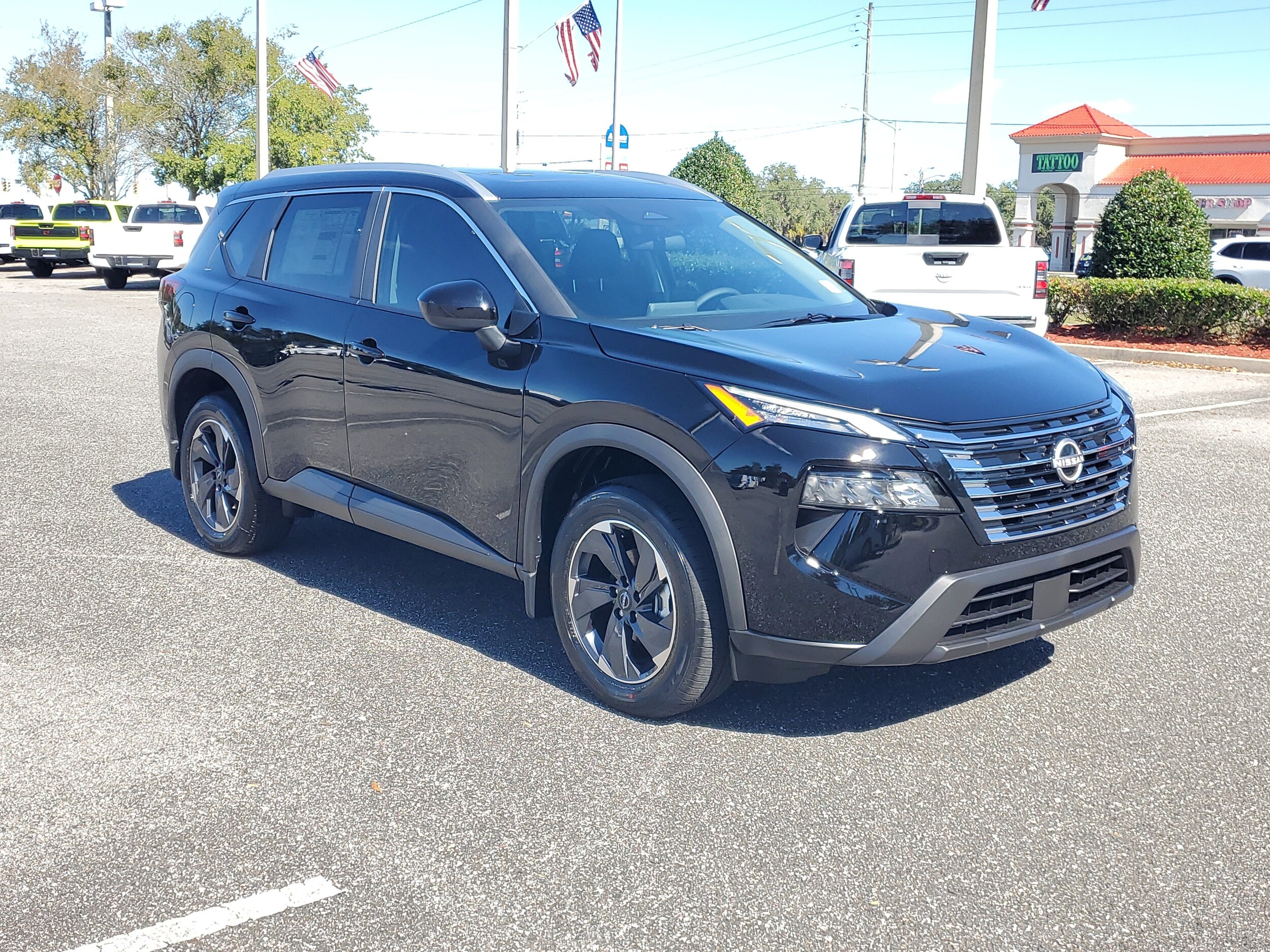 2026 Nissan Rogue SV photo 2