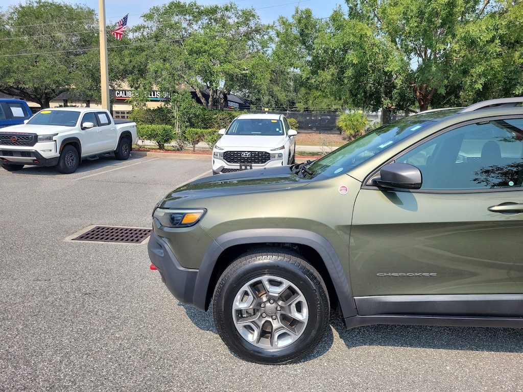 Used 2019 Jeep Cherokee Trailhawk 4x4 SUV