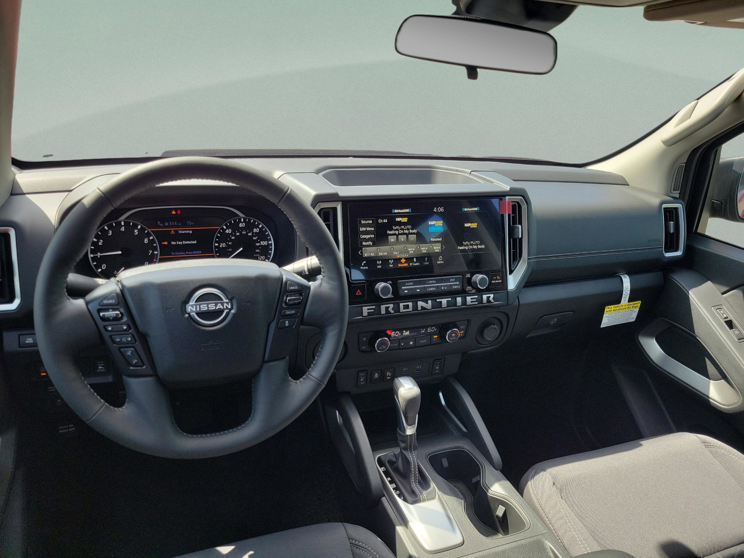 2026 Nissan Frontier SV - Photo 29