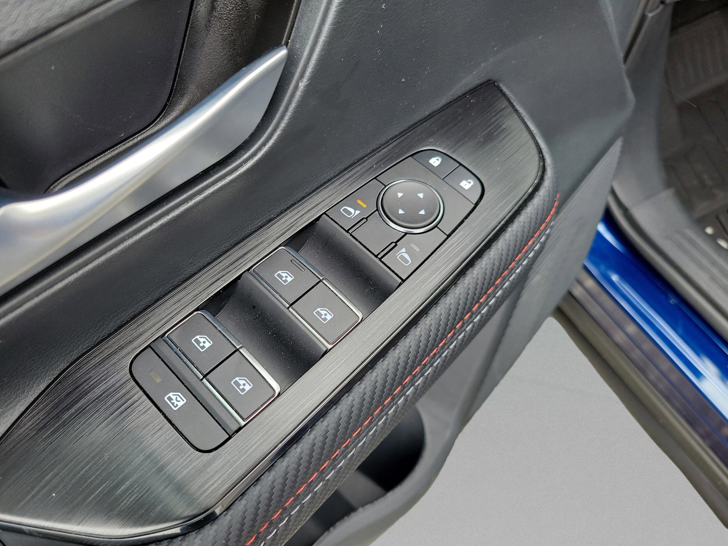 2026 Nissan KICKS SR - Photo 26