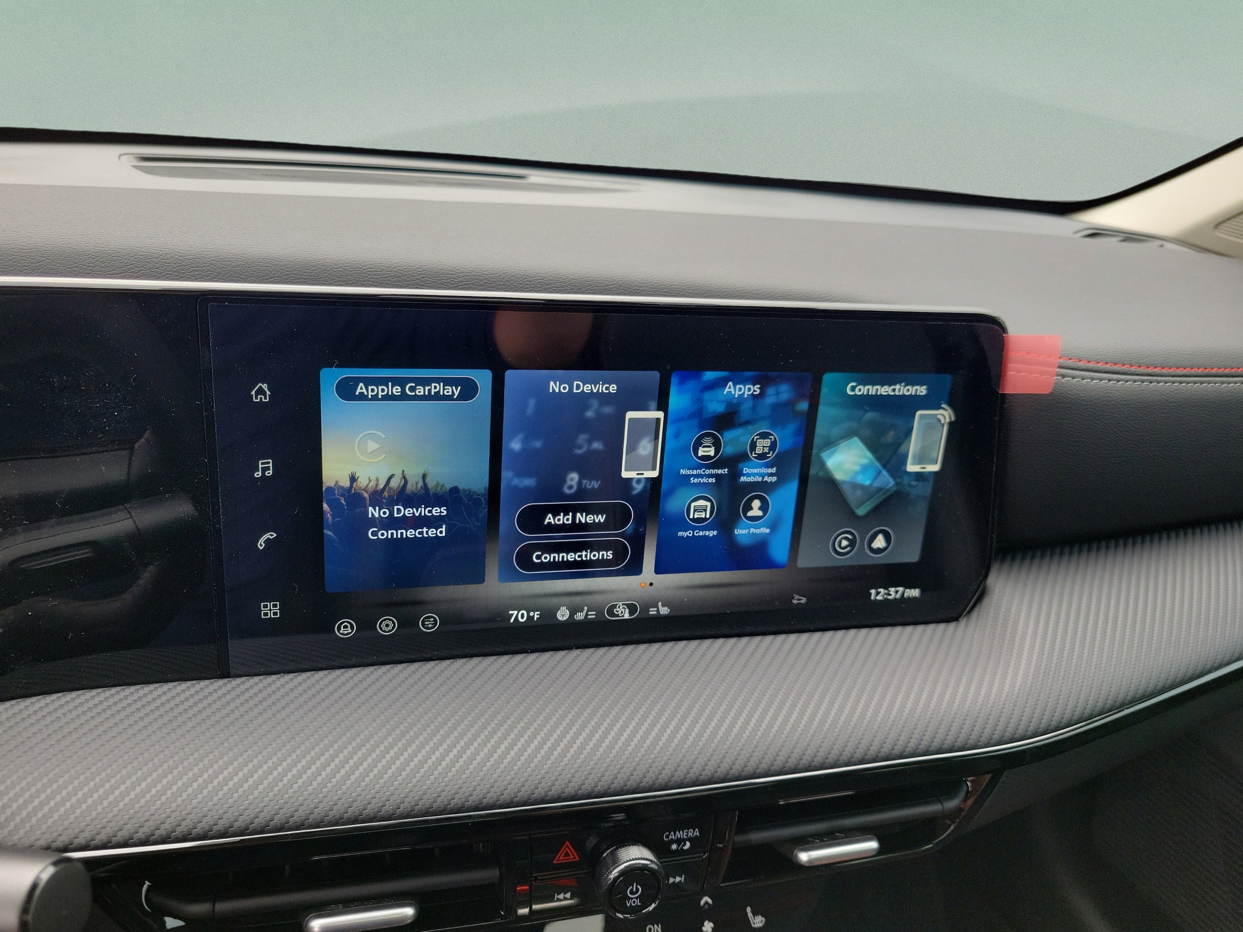 2026 Nissan KICKS SR - Photo 17