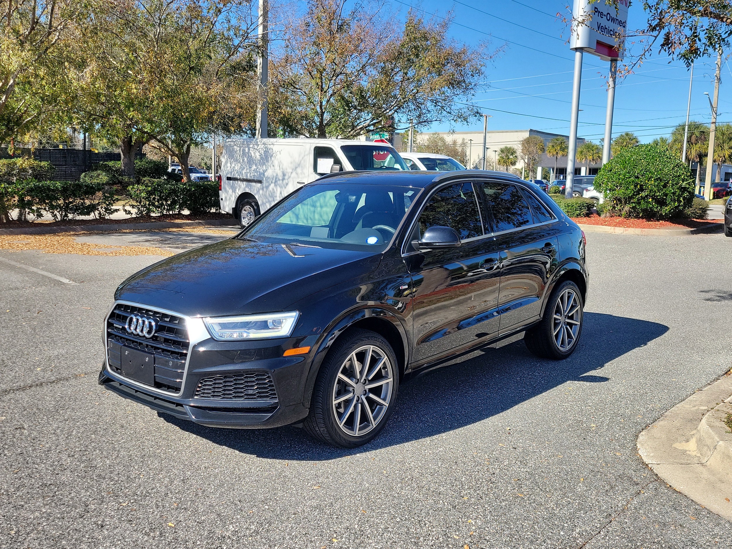 2018 Audi Q3 Premium Plus's photo