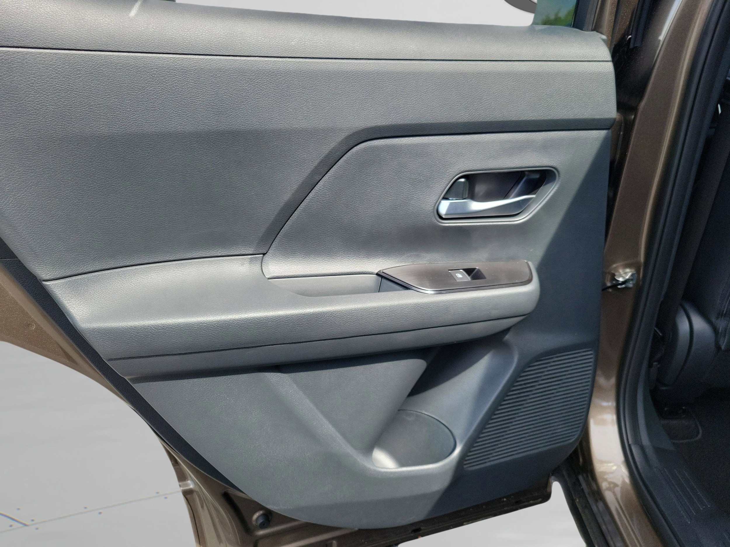 2026 Nissan KICKS SR - Photo 27
