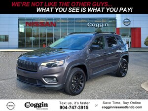 2023 Jeep Cherokee Altitude Lux SUV