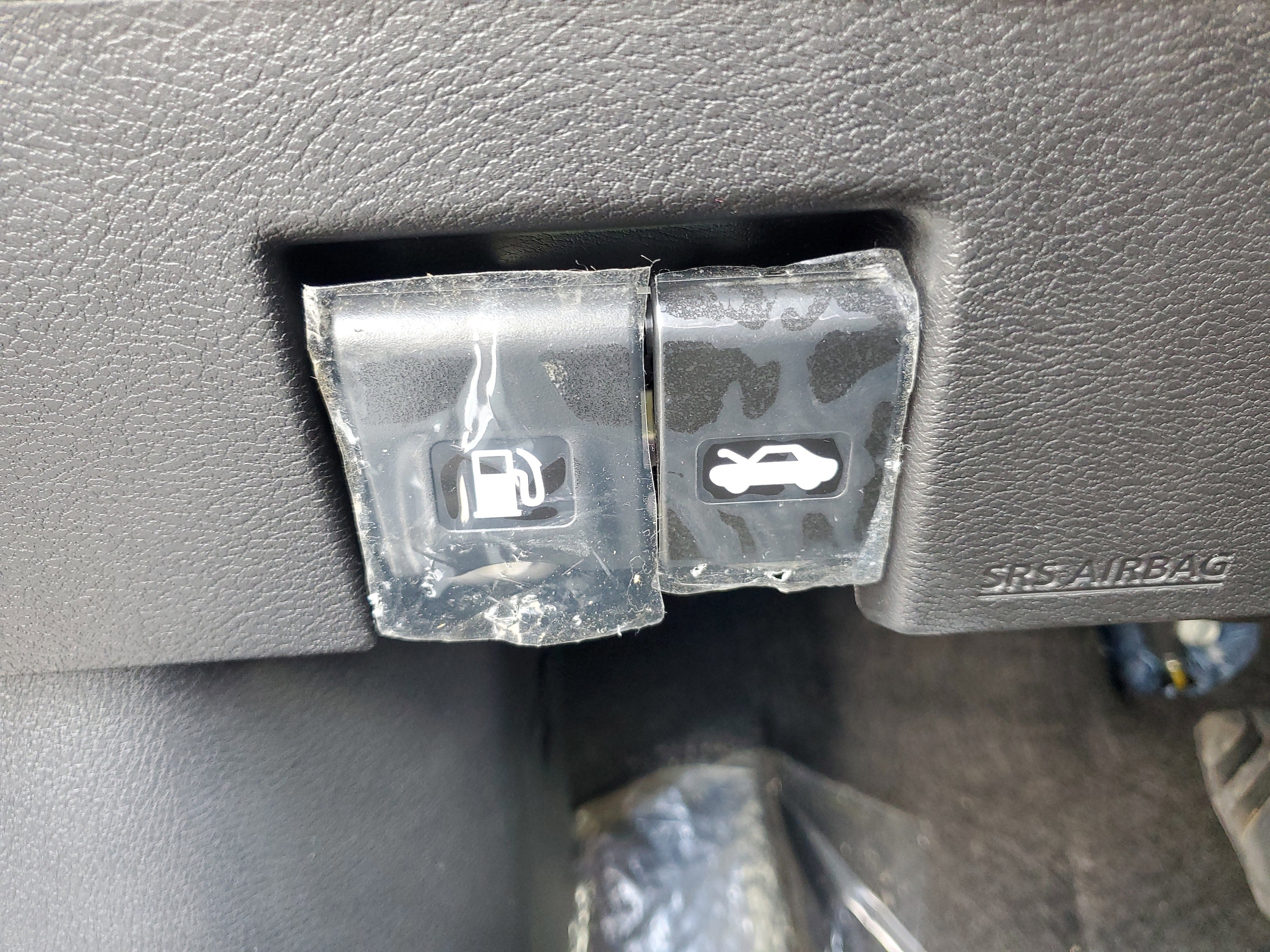 2025 Nissan Versa Sedan SV - Photo 14