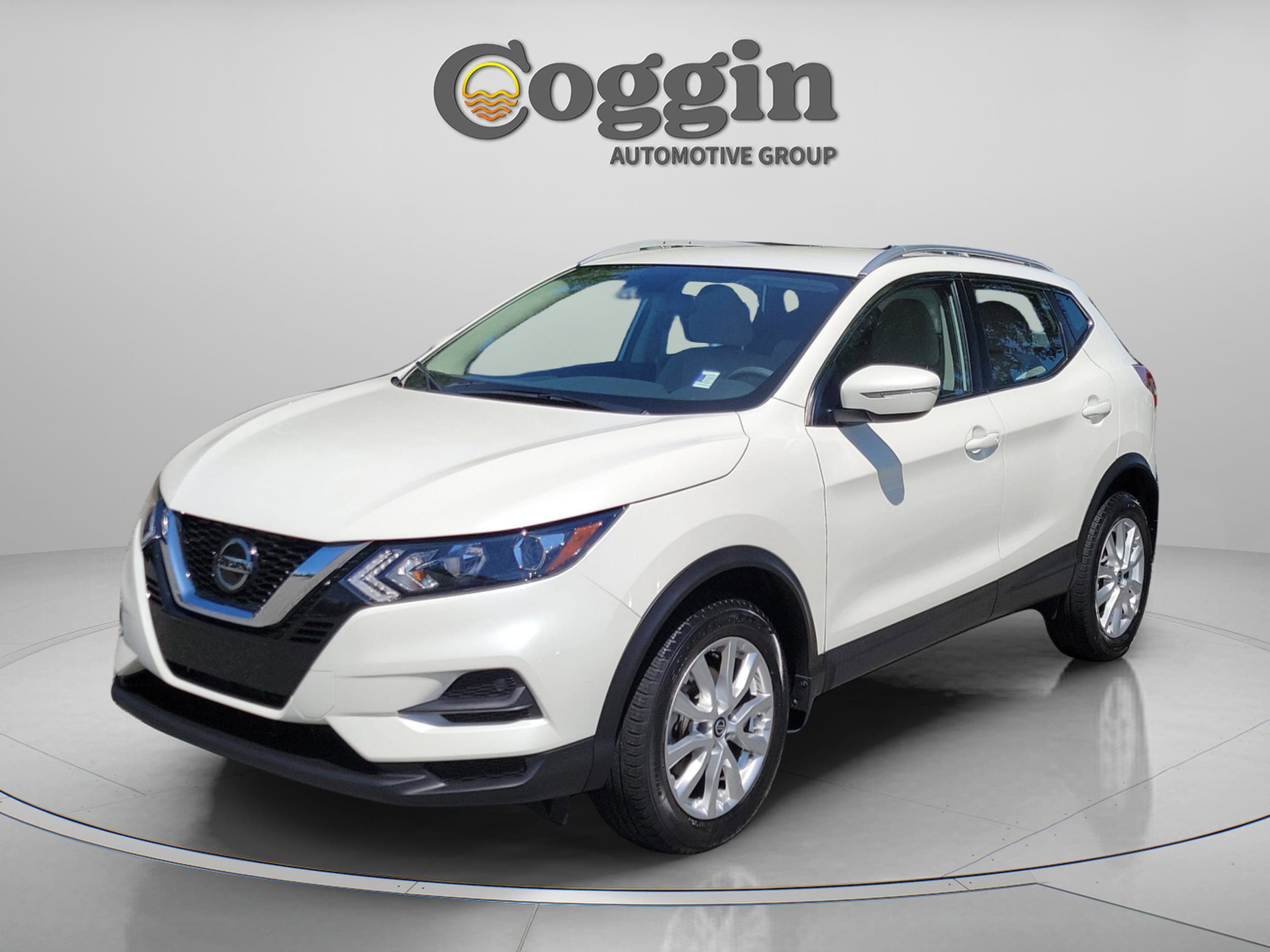 2020 Nissan Rogue Sport SV FWD's photo