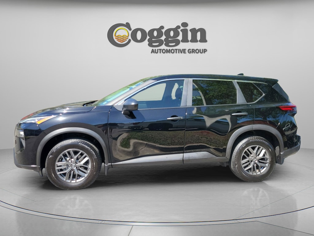 Used 2025 Nissan Rogue S SUV