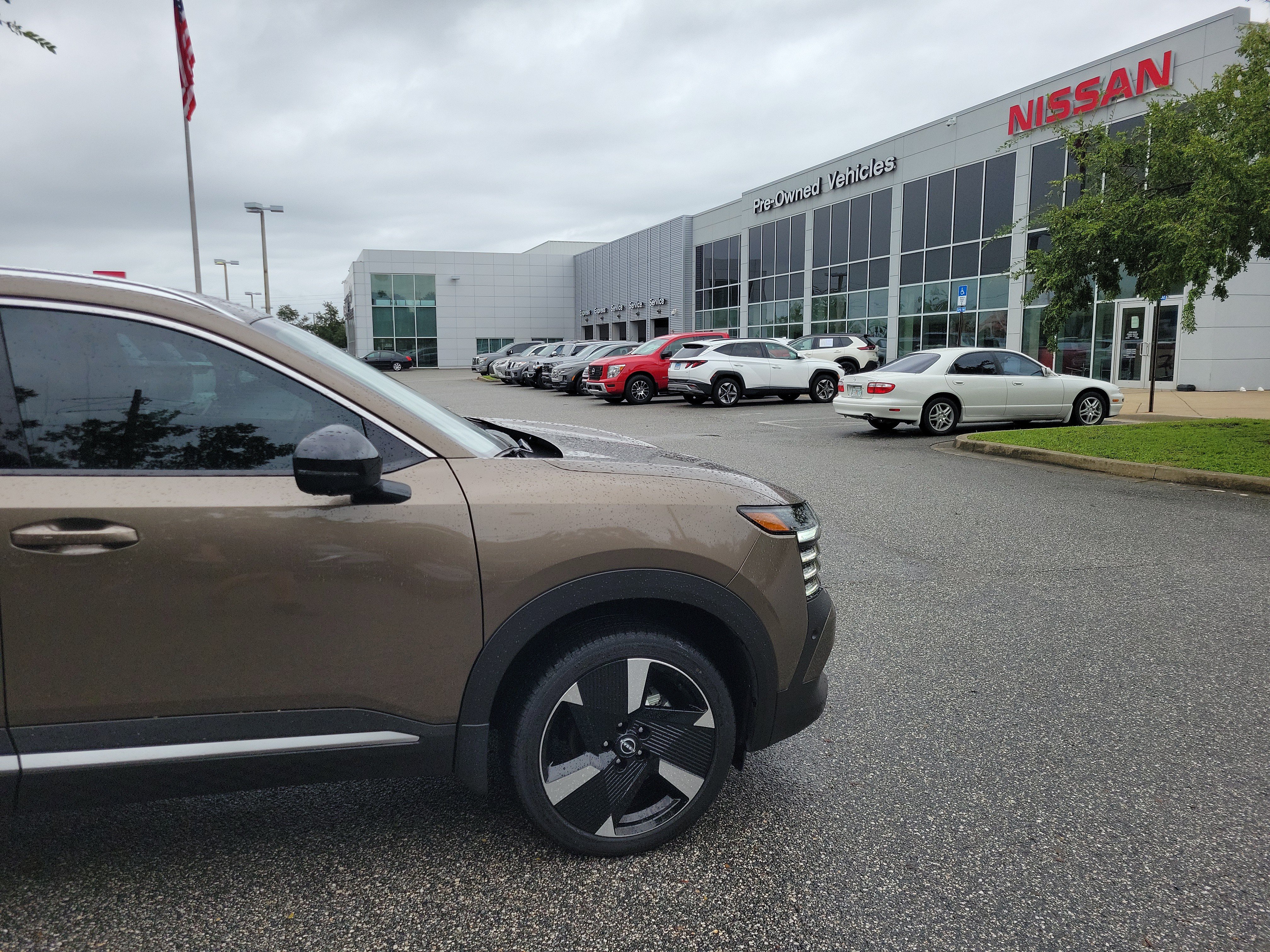 2026 Nissan KICKS SR - Photo 9