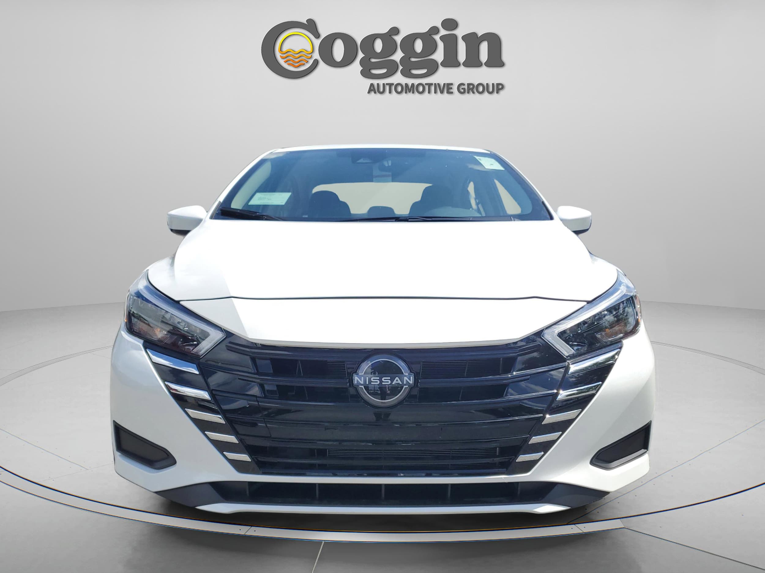 2025 Nissan Versa Sedan SV - Photo 10