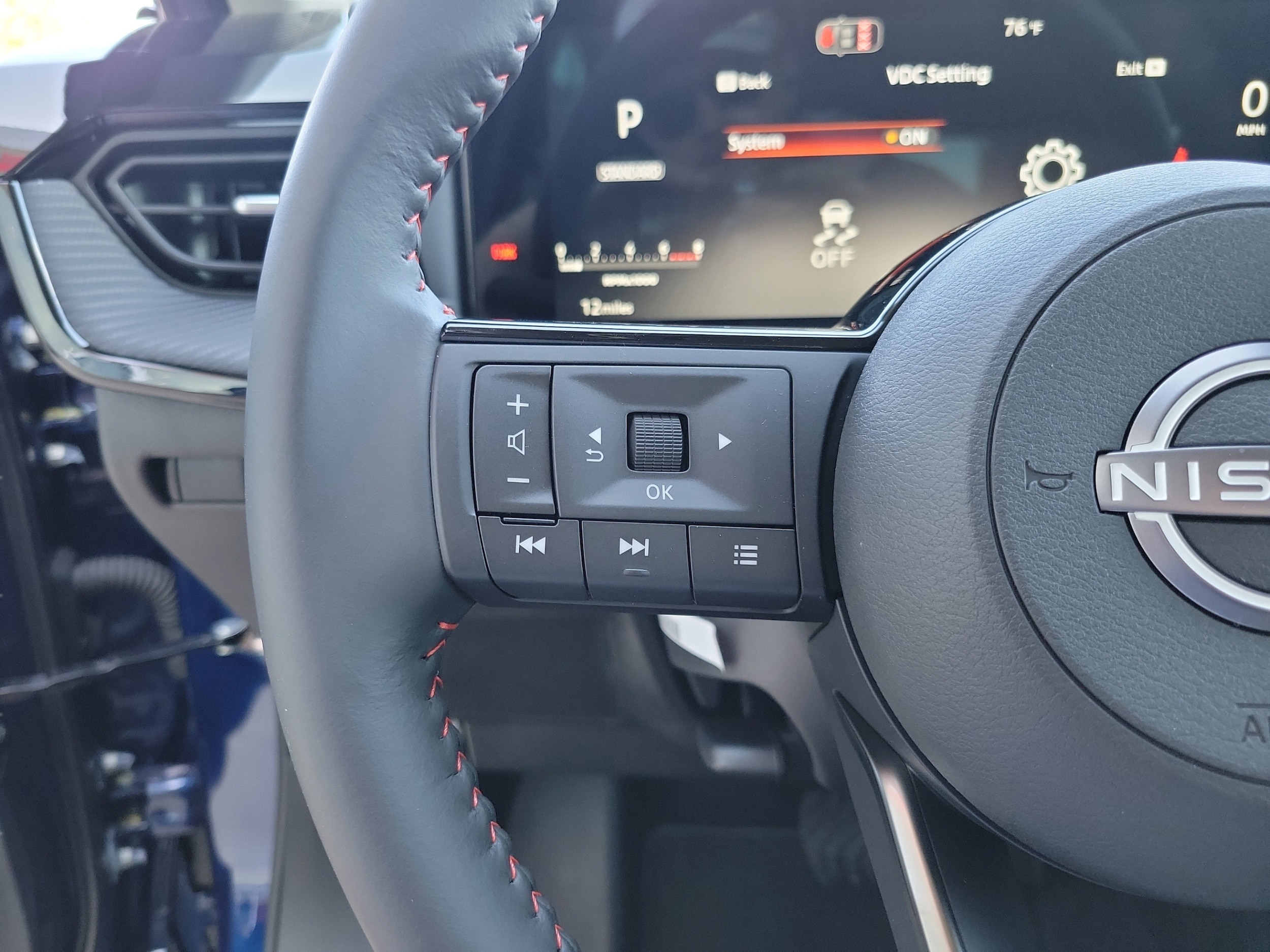 2026 Nissan KICKS SR - Photo 22