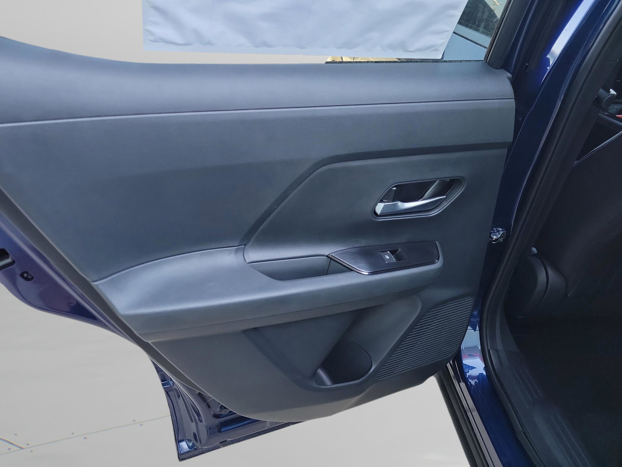 2026 Nissan KICKS SR - Photo 33