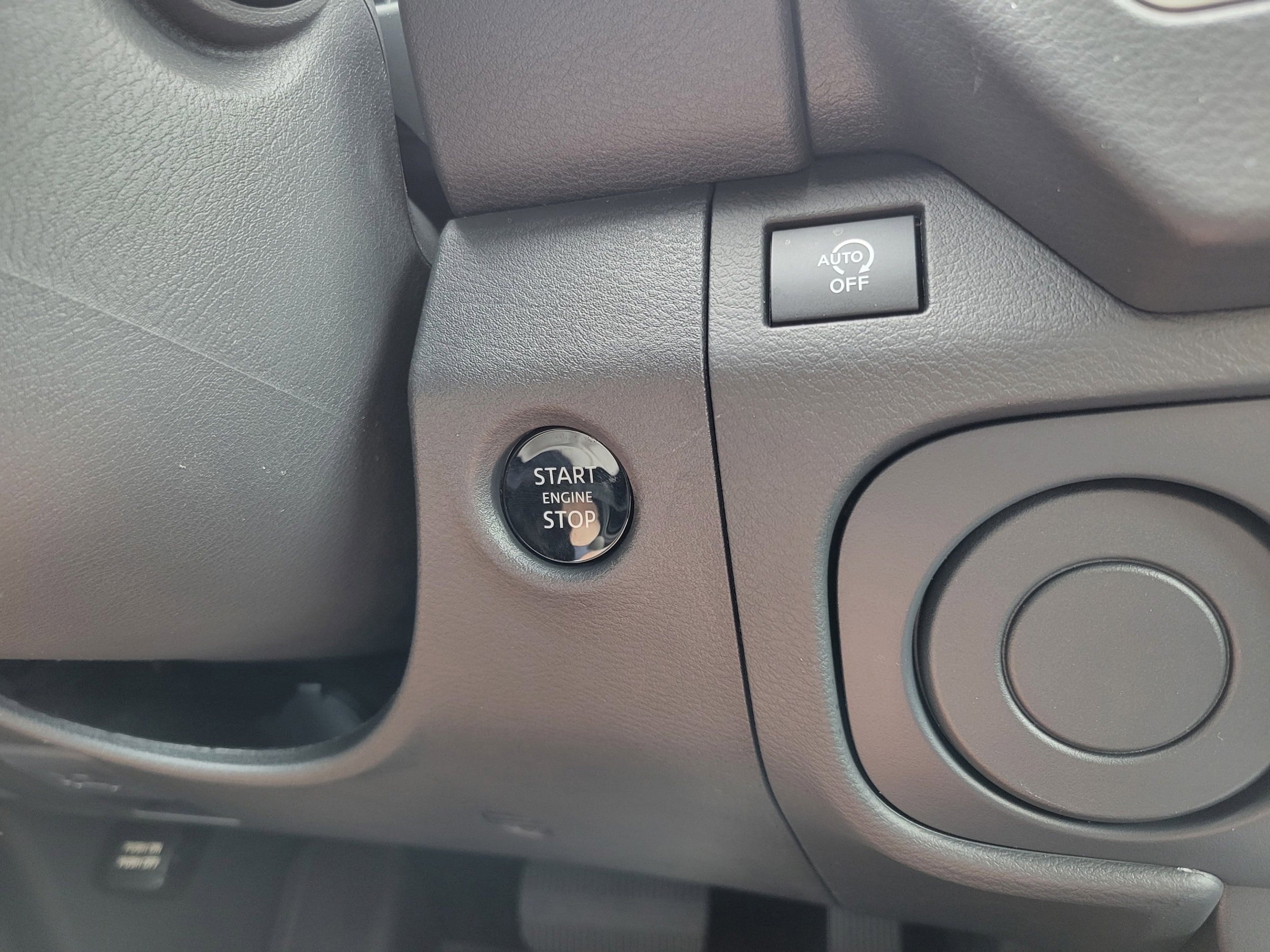 2026 Nissan Frontier SV - Photo 15