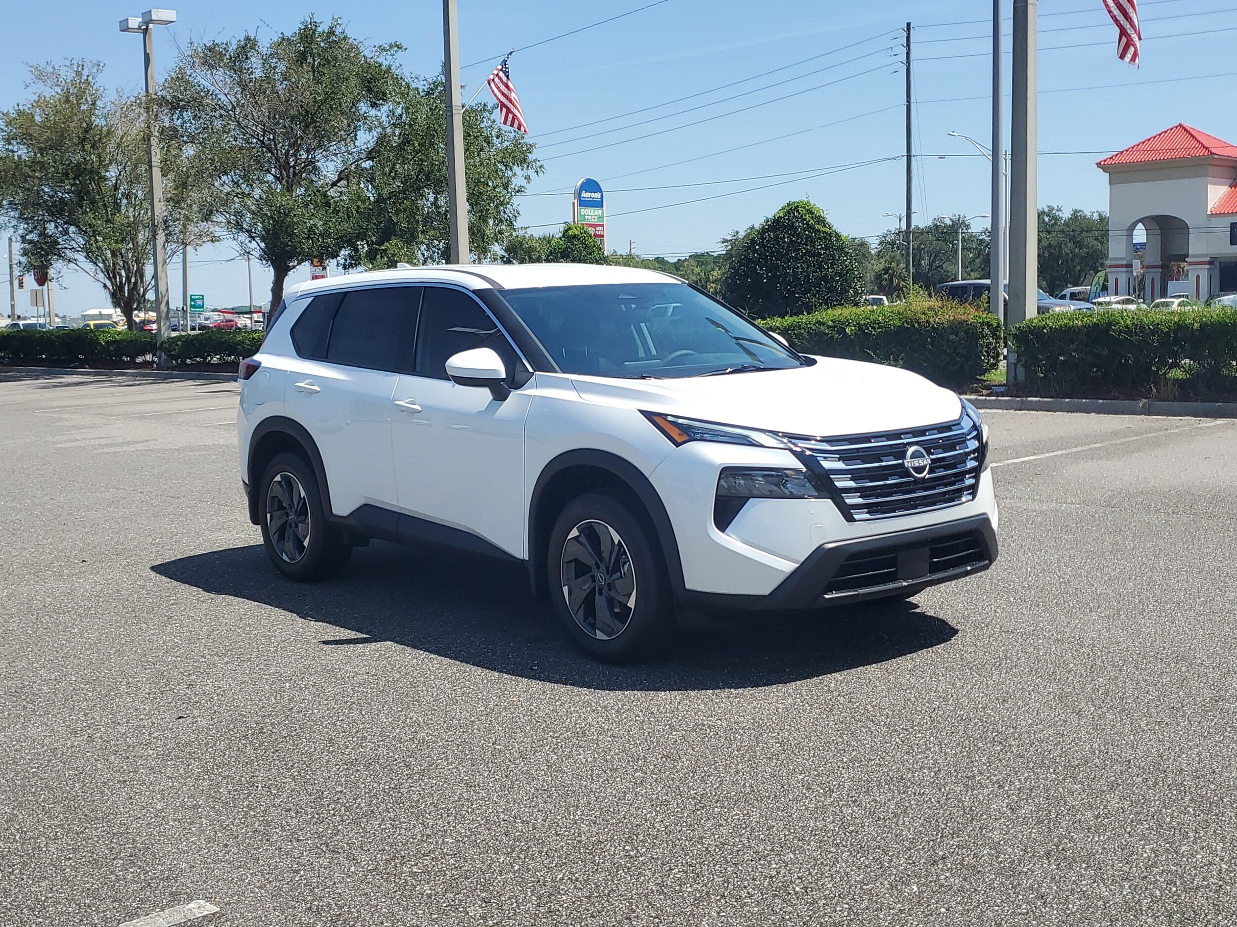 2026 Nissan Rogue SV photo 2