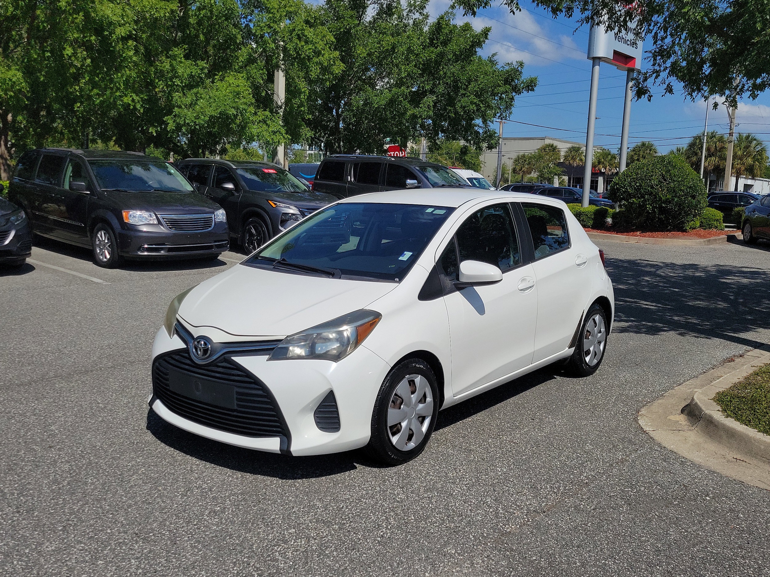 2016 Toyota Yaris L