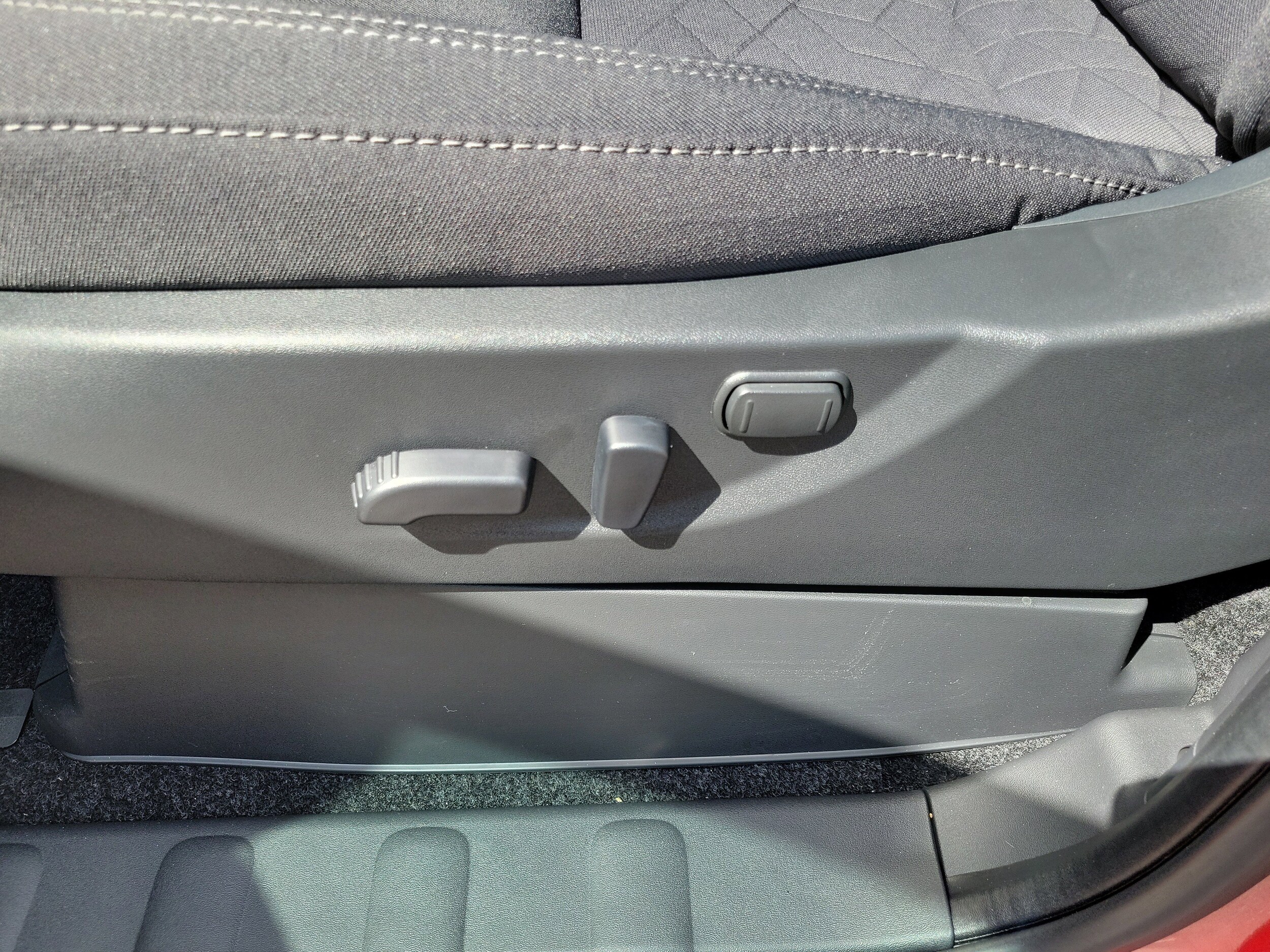 2026 Nissan Frontier SV - Photo 22