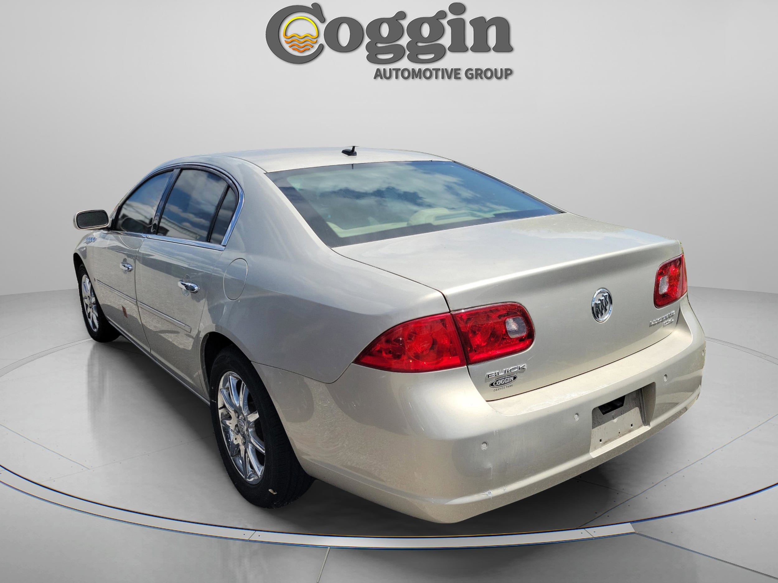 Used 2007 Buick Lucerne CXL with VIN 1G4HR57Y37U178775 for sale in Jacksonville, FL