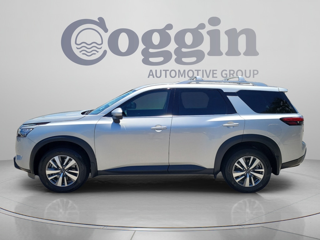 Certified 2024 Nissan Pathfinder SL SUV