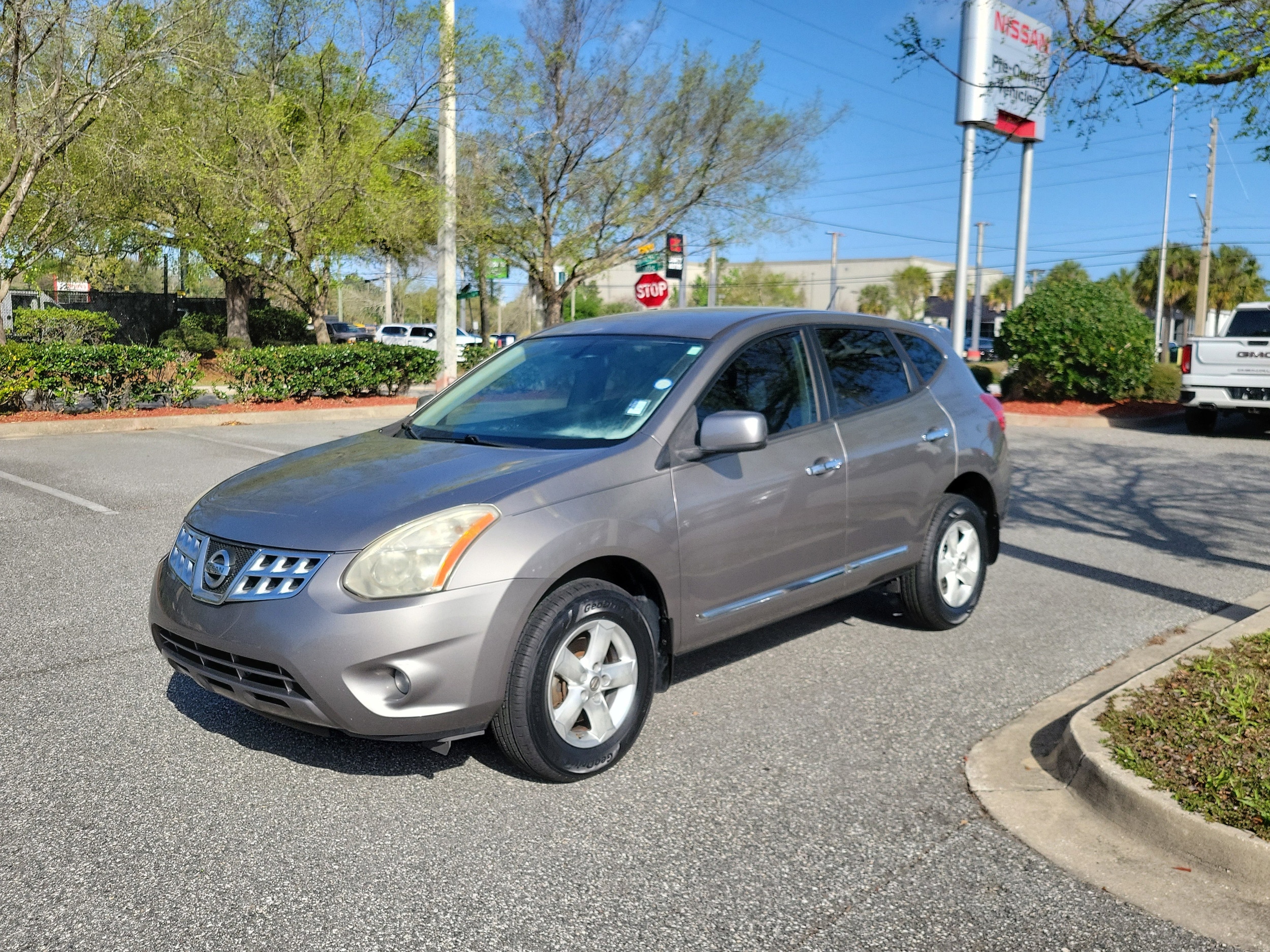 2013 Nissan Rogue S